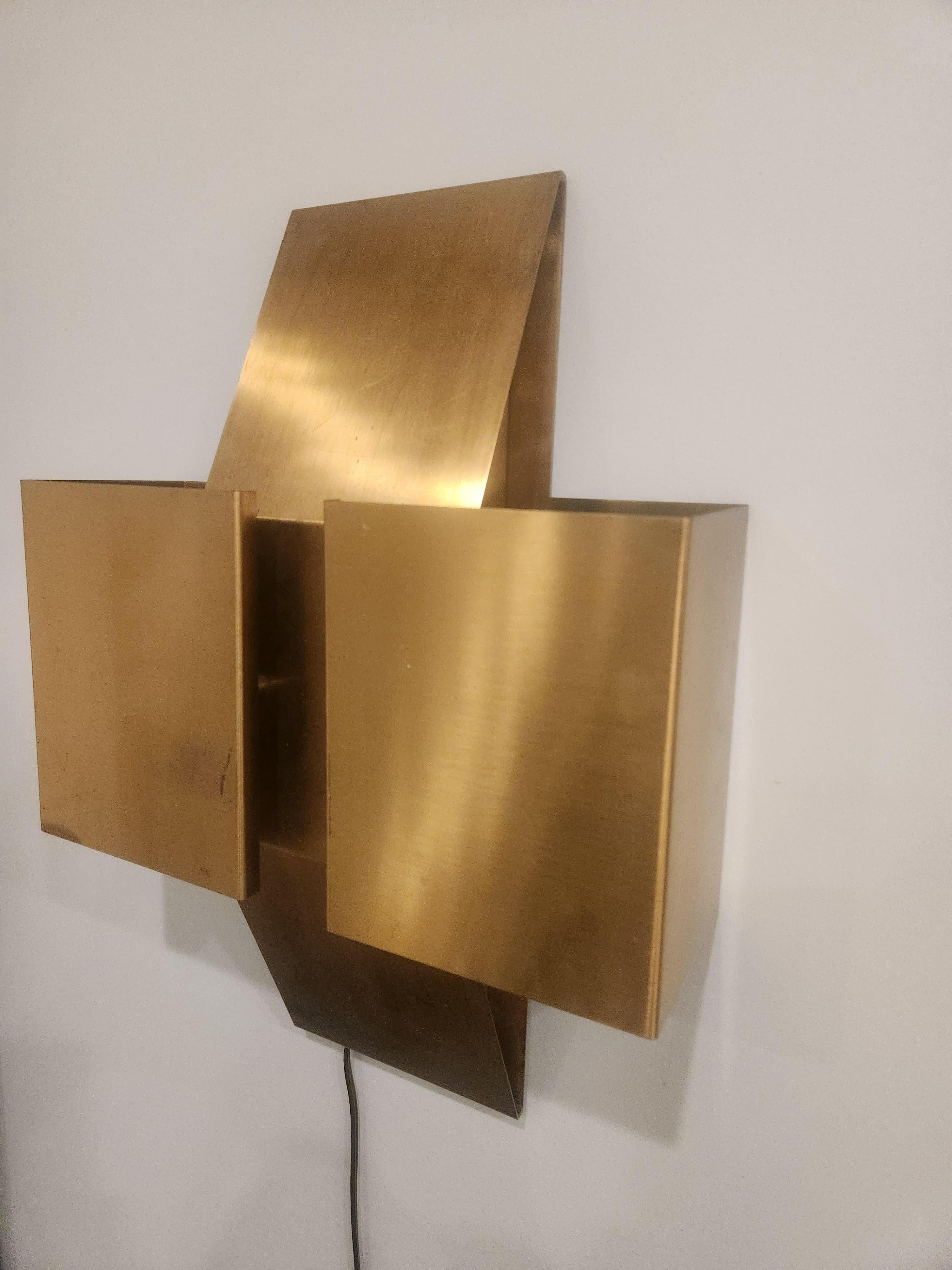 Lámparas de latón de los años 60 diseñadas por Jules Wabbes y modificadas por Christophe Gevers en Bueno estado para la venta en New Orleans, LA