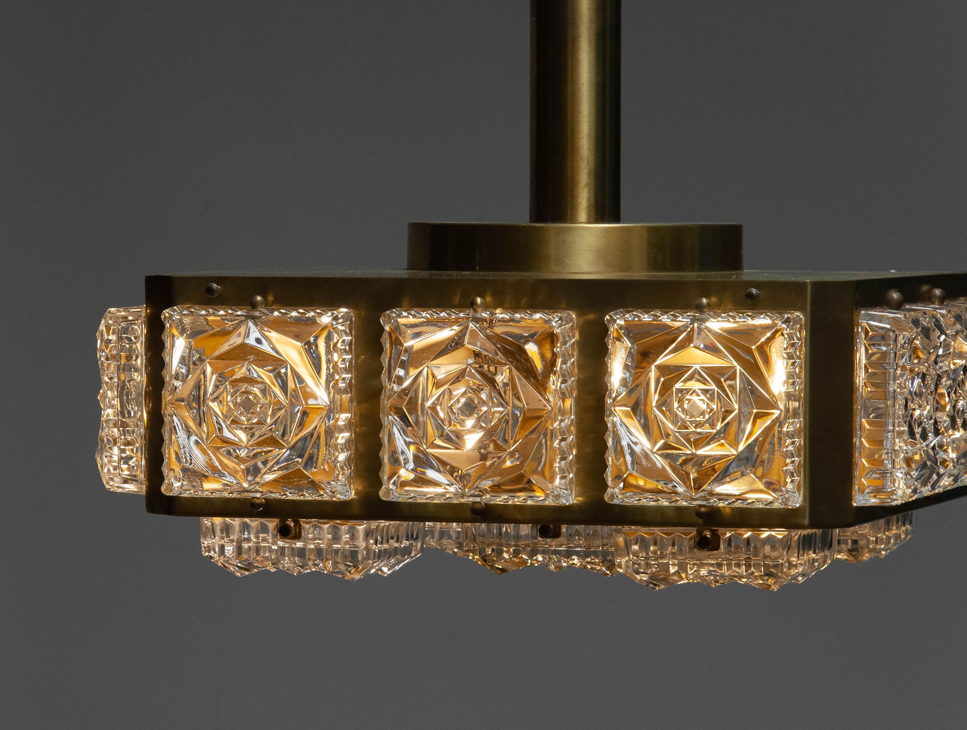 Metà XX secolo Lampada da soffitto quadrata in ottone del 1960 di Boréns Borås in vendita