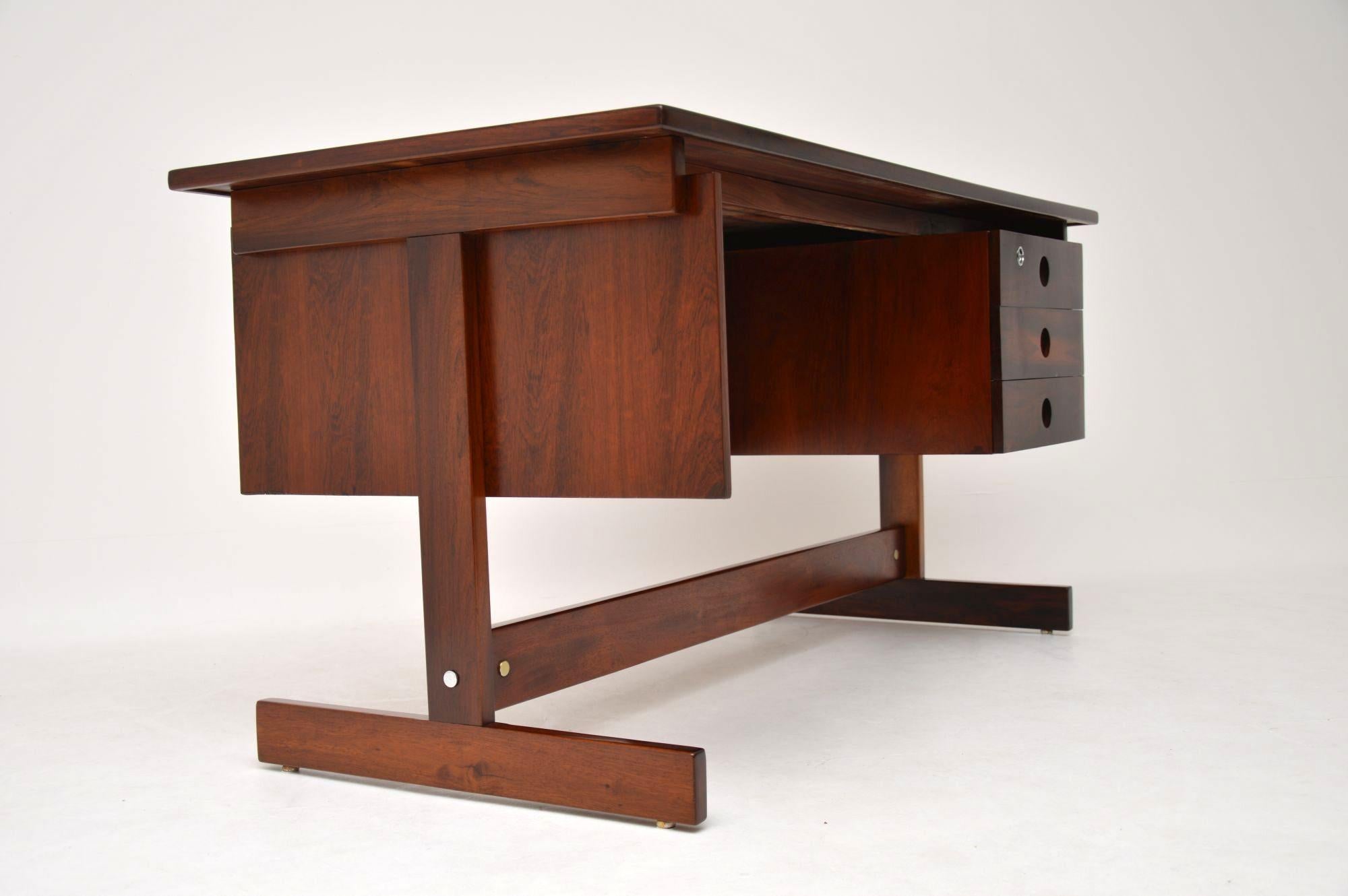 Mid-20th Century 1960s Brazilian ‘Clara’ Desk by Sergio Rodriguez