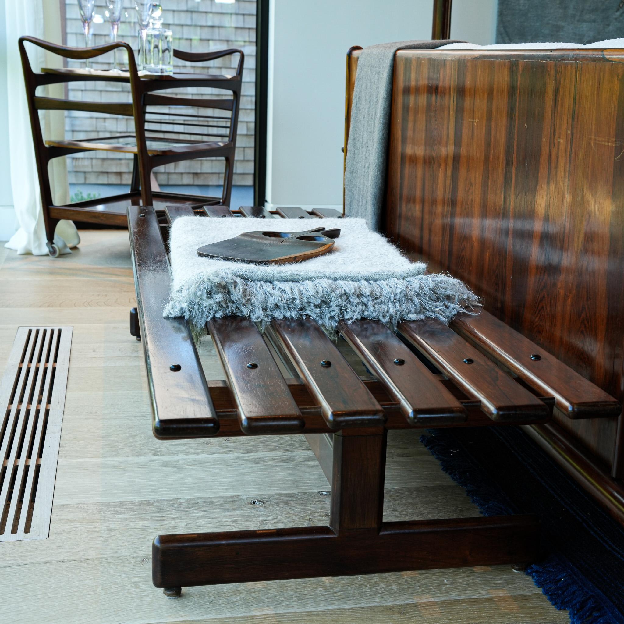 Brazilian Modern Bench in Hardwood by Jorge Jabour Mauad, 1960s 1