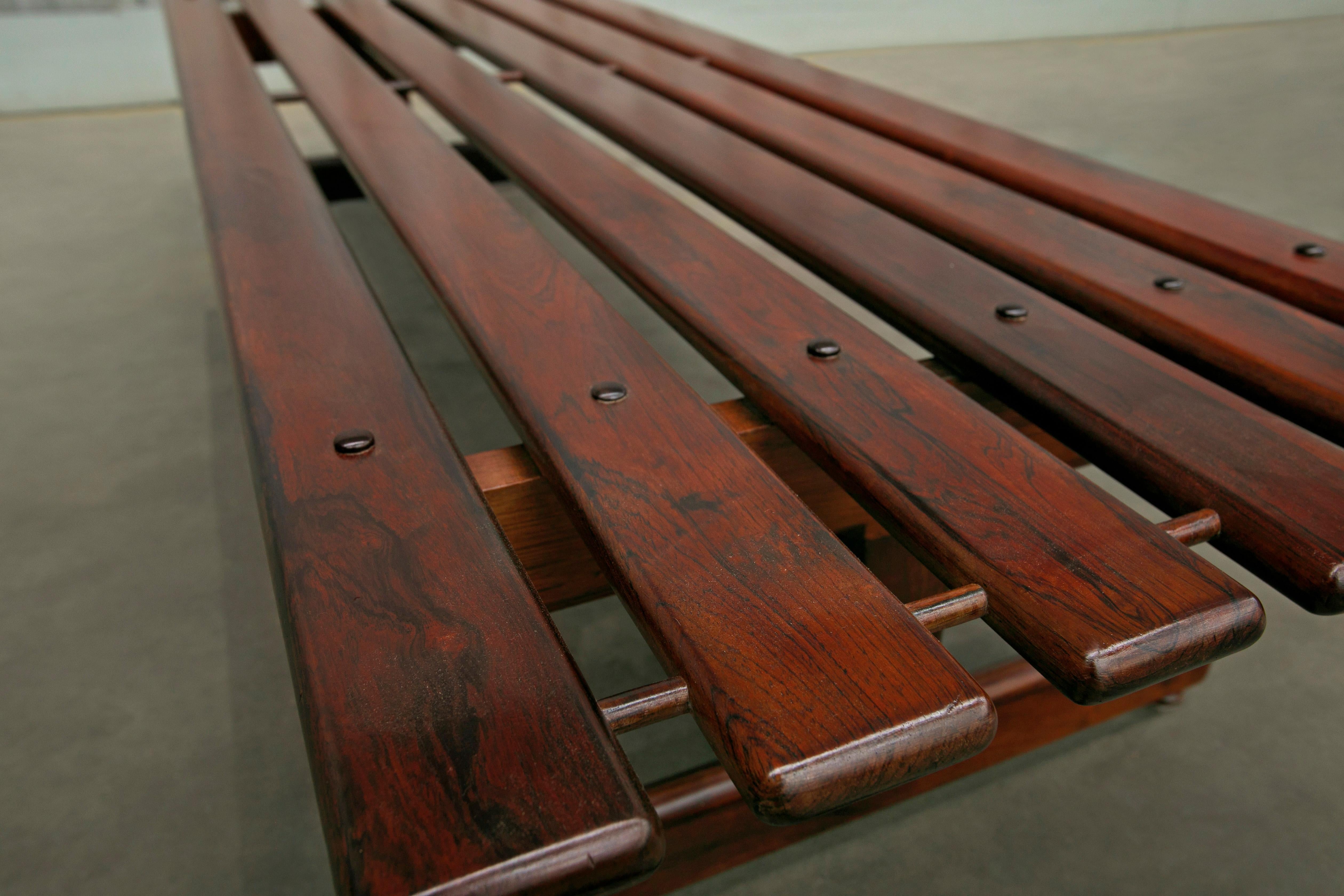 Mid-Century Modern 1960s Brazilian Modern Bench in Hardwood by Jorge Jabour Mauad for Móveis Cantu For Sale