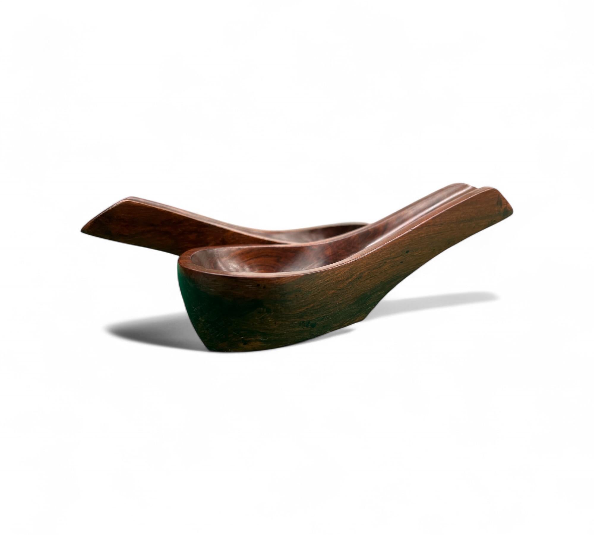 Travail du bois Porte-pipes moderne brésilien des années 1960 en bois de rose de Jean Gillon en vente