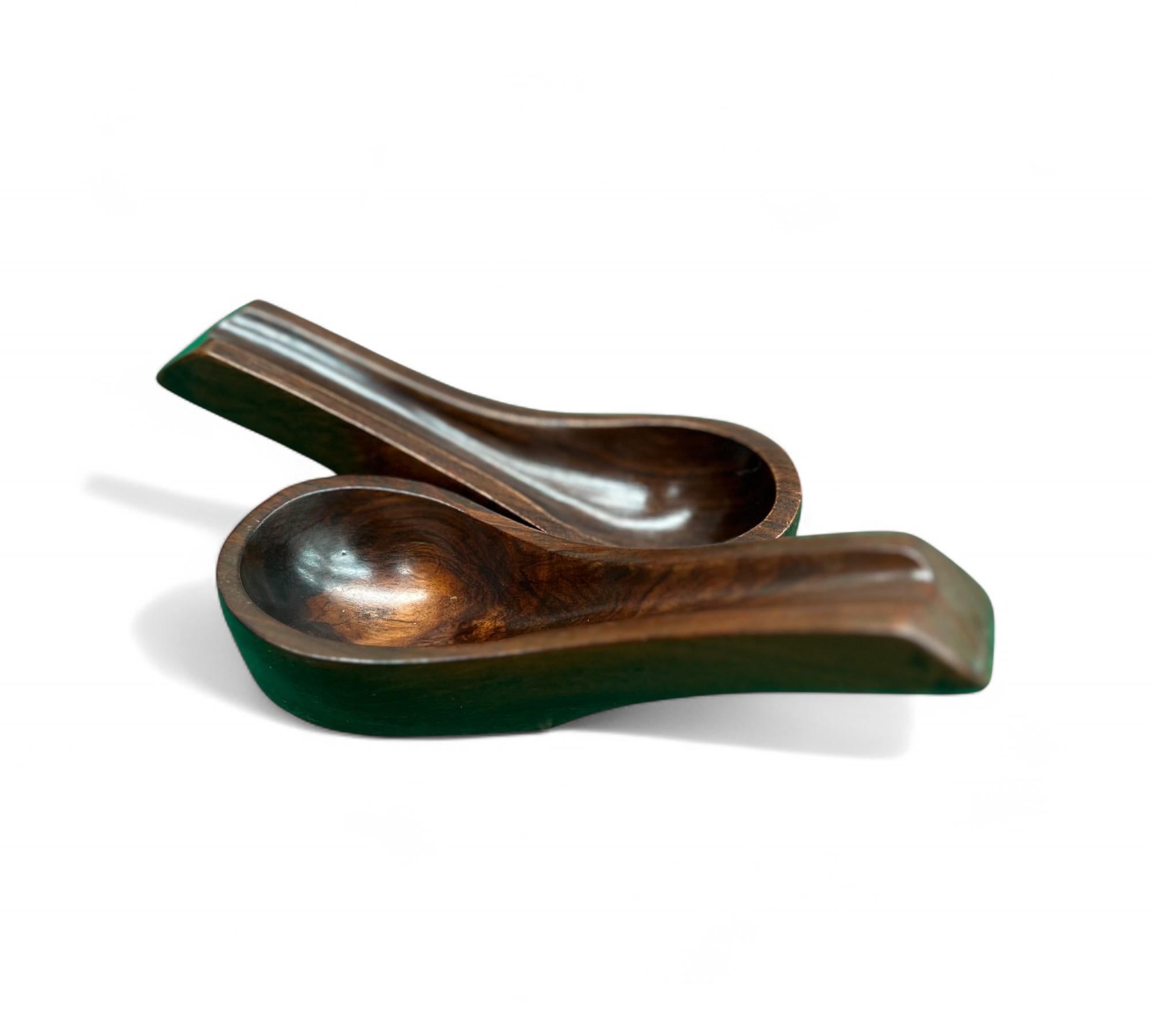 Milieu du XXe siècle Porte-pipes moderne brésilien des années 1960 en bois de rose de Jean Gillon en vente