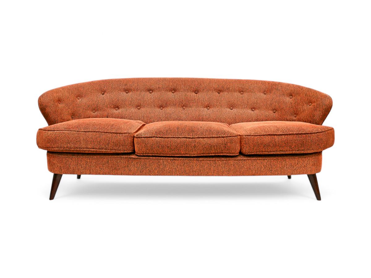 Mid-Century Modern Sofa Concha moderne brésilien des années 1960 en bois de feuillus et tissu, par Joaquim Tenreiro en vente