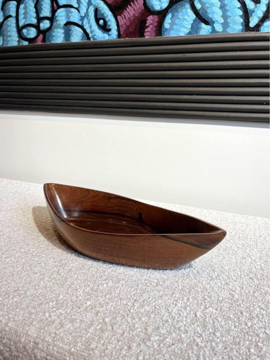 Mid-Century Modern 1960s Brazilian Rosewood Bowl by Jean Gillon for Wood Art For Sale