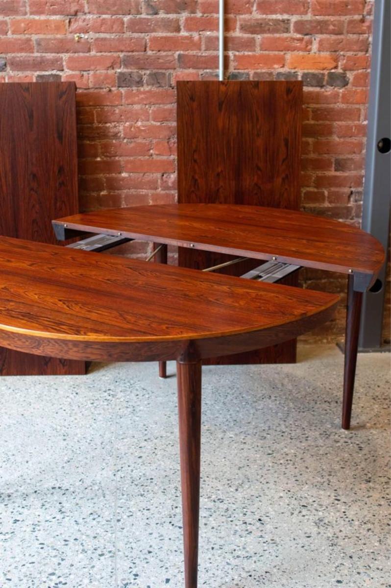 1960s Brazilian Rosewood Dining Table by Severin Hansen In Excellent Condition In Victoria, BC