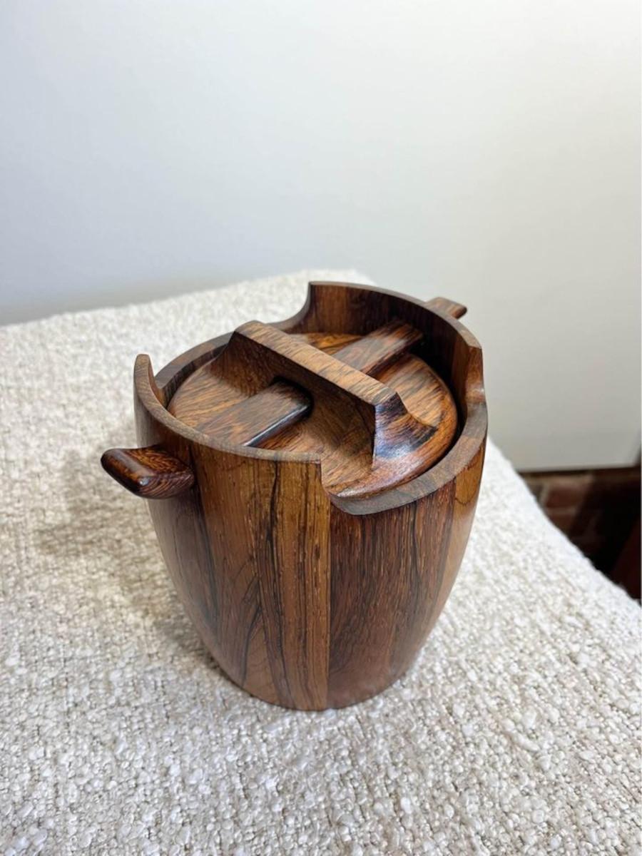 Humidificateur en bois de rose brésilien des années 1960 par Jean Gillon pour Wood Art en vente 1
