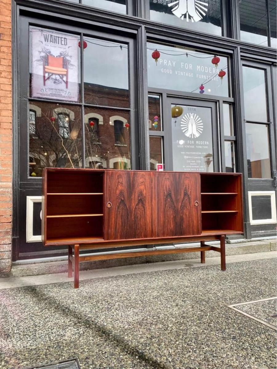 1960s Brazilian Rosewood Sideboard  Credenza Made in Denmark In Excellent Condition For Sale In Victoria, BC