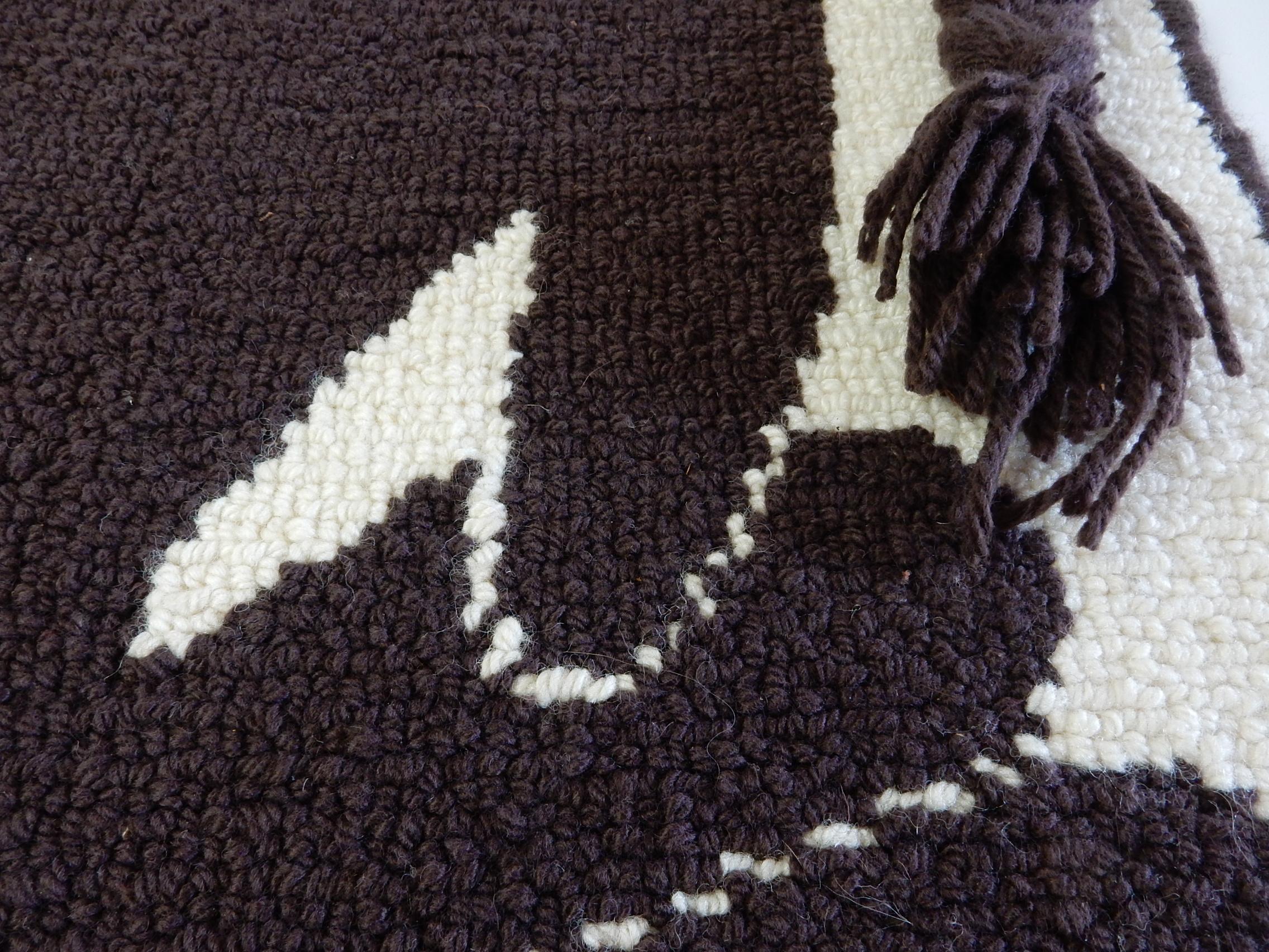 Tapiz de arte textil brasileño de los años 60 firmado Leao en Excelente estado para la venta en Las Vegas, NV
