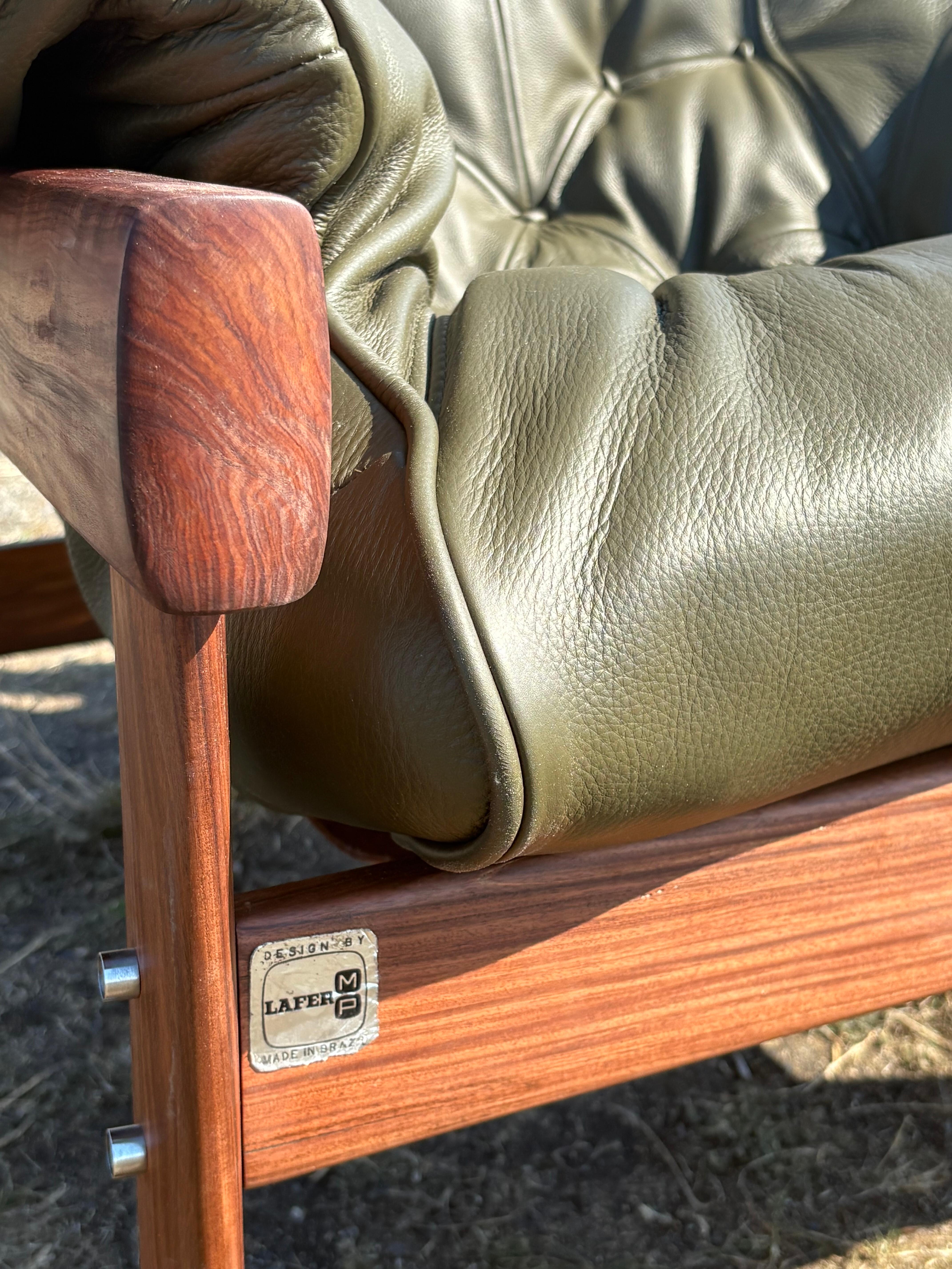 Mid-Century Modern 1960s Brazilian Wood and Leather MP41 Lounge Chair by Percival Lafer For Sale