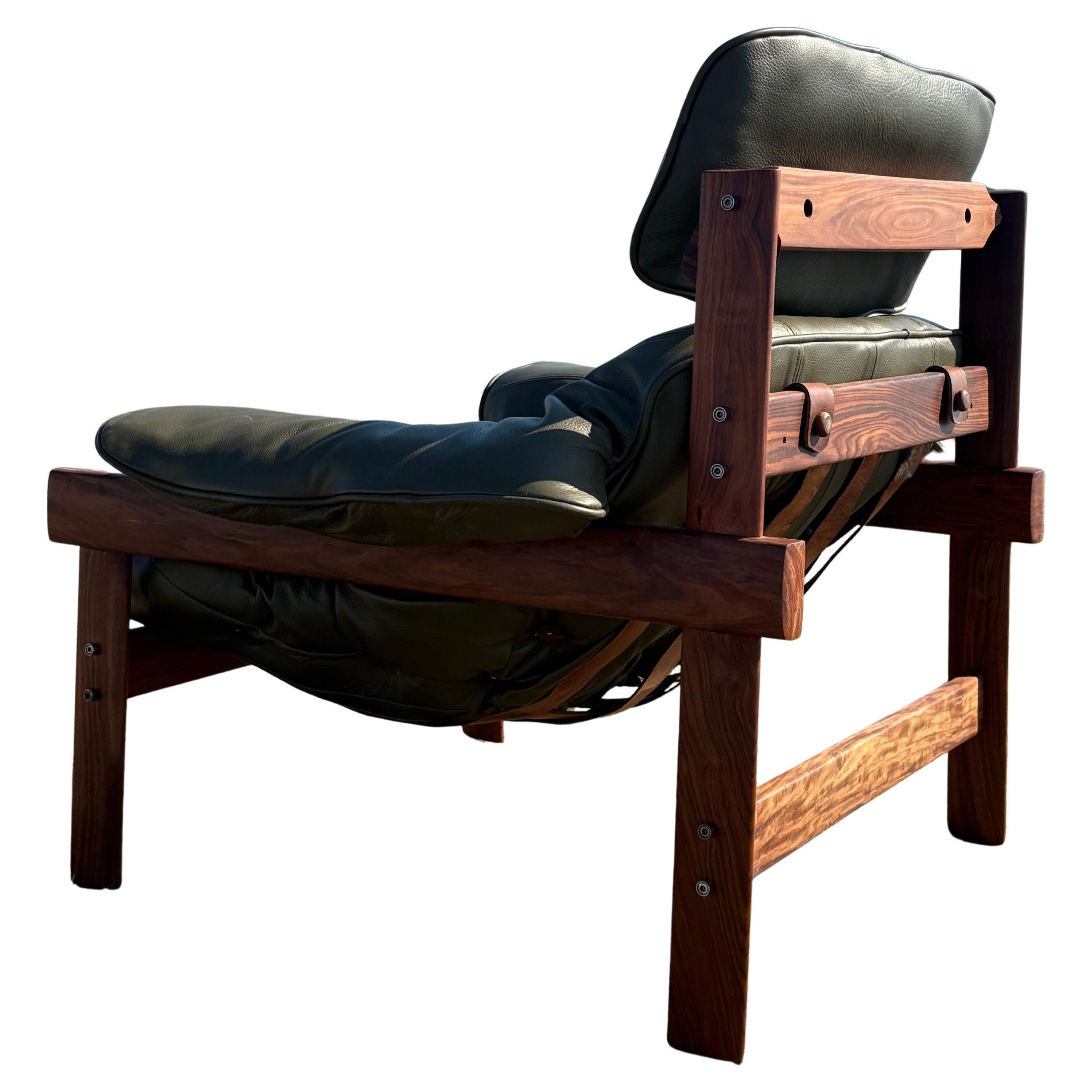 1960s Brazilian Wood and Leather MP41 Lounge Chair by Percival Lafer For Sale