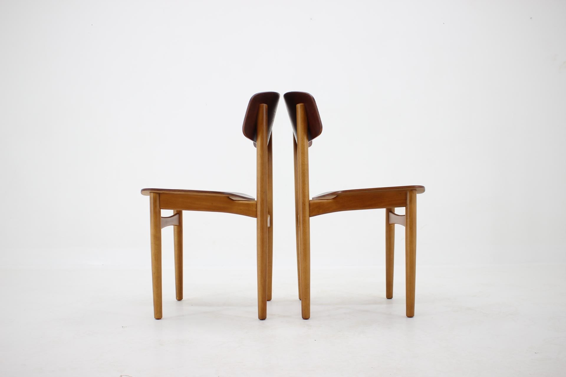 1960s Børge Mogensen Model 122 Oak and Teak Dining Chairs for Søborg Møbelfabric For Sale 1