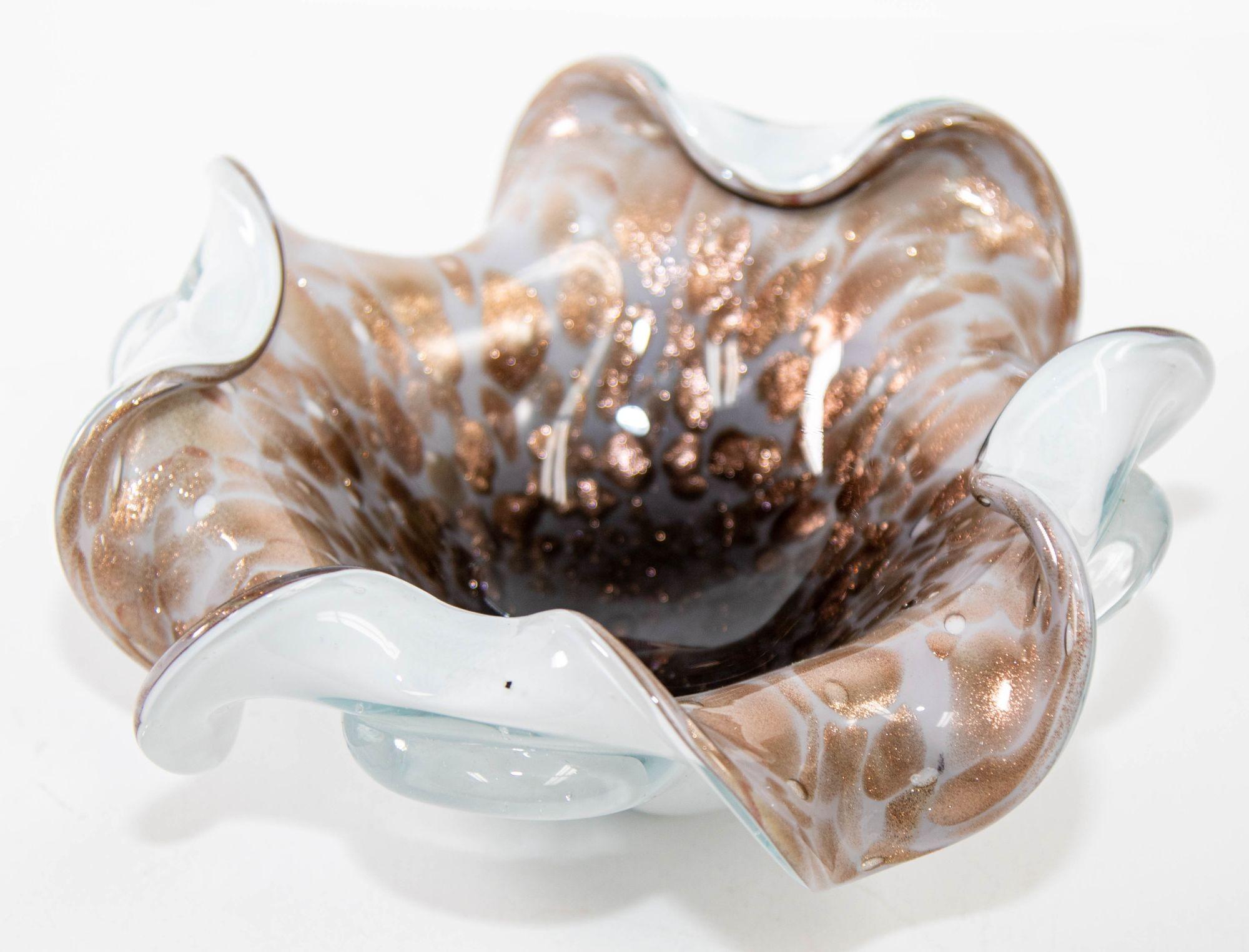 1960s Bronze Murano Blown Glass Italian Bowl with Copper and Gold Flecks For Sale 4