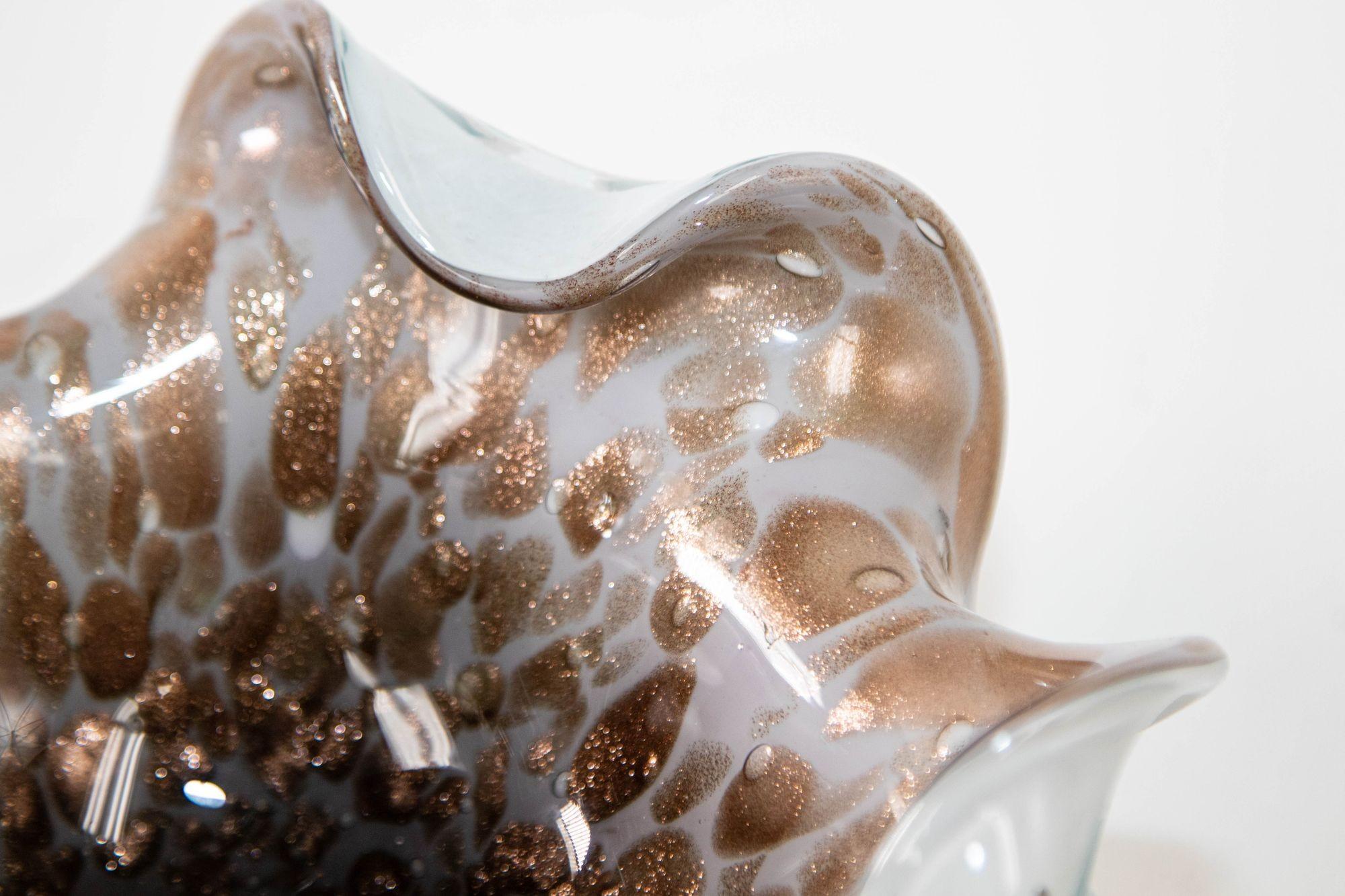 1960er Jahre Bronze Murano mundgeblasenes Glas italienische Schale mit Kupfer und Gold Flecken im Zustand „Gut“ im Angebot in North Hollywood, CA