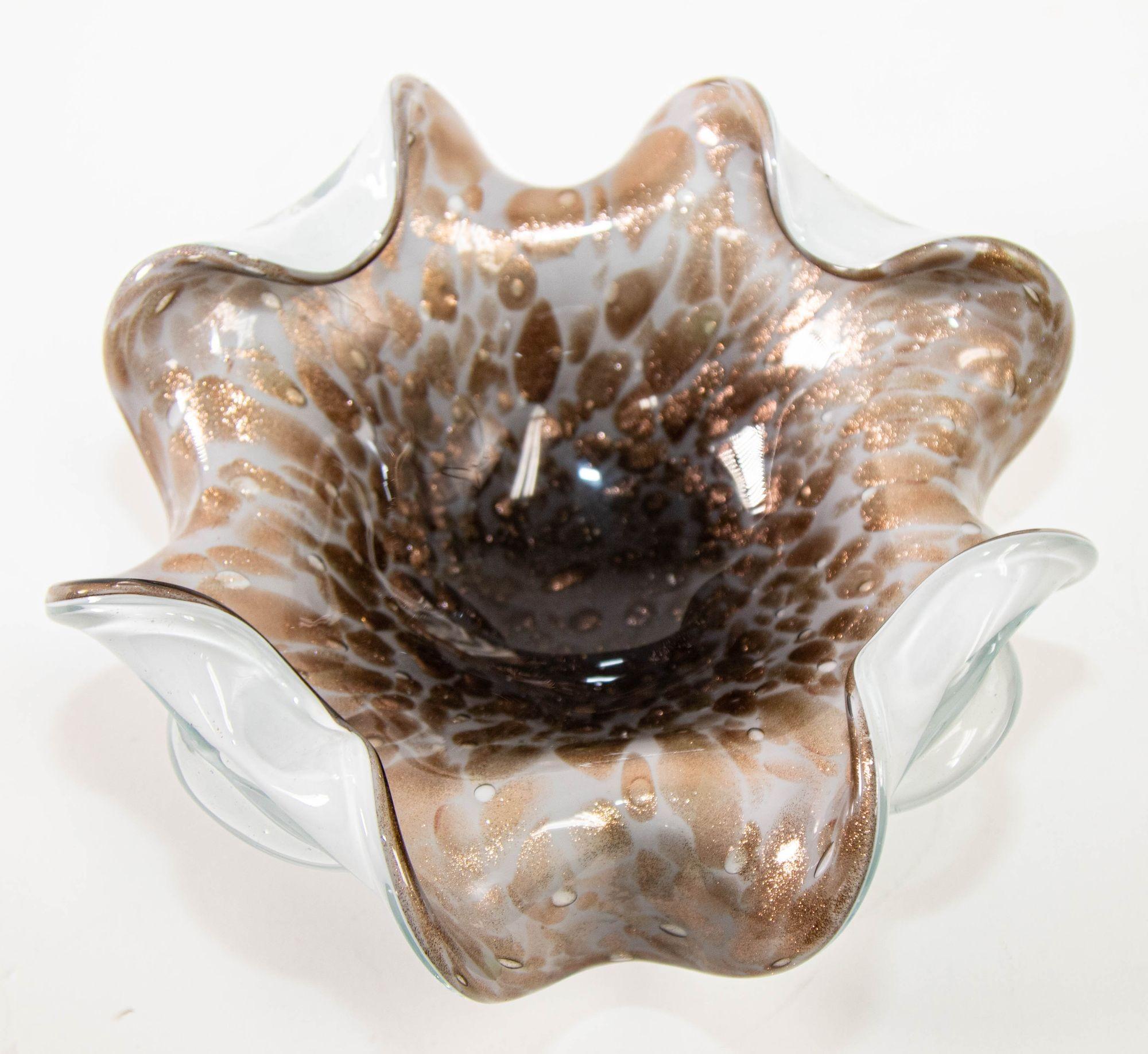 1960s Bronze Murano Blown Glass Italian Bowl with Copper and Gold Flecks For Sale 2