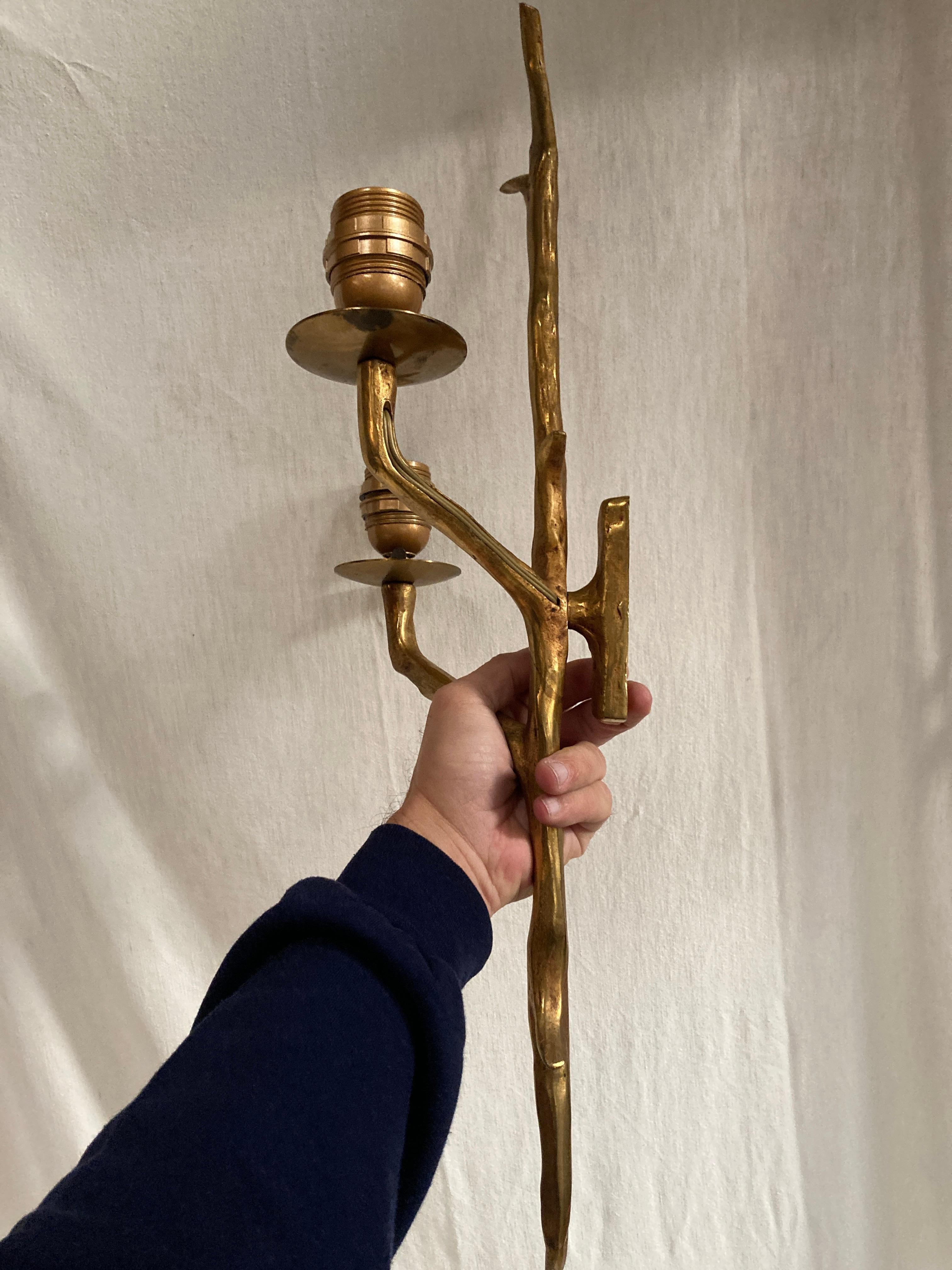 Apliques de bronce de los años 60 de estilo Felix Agostini en venta 2