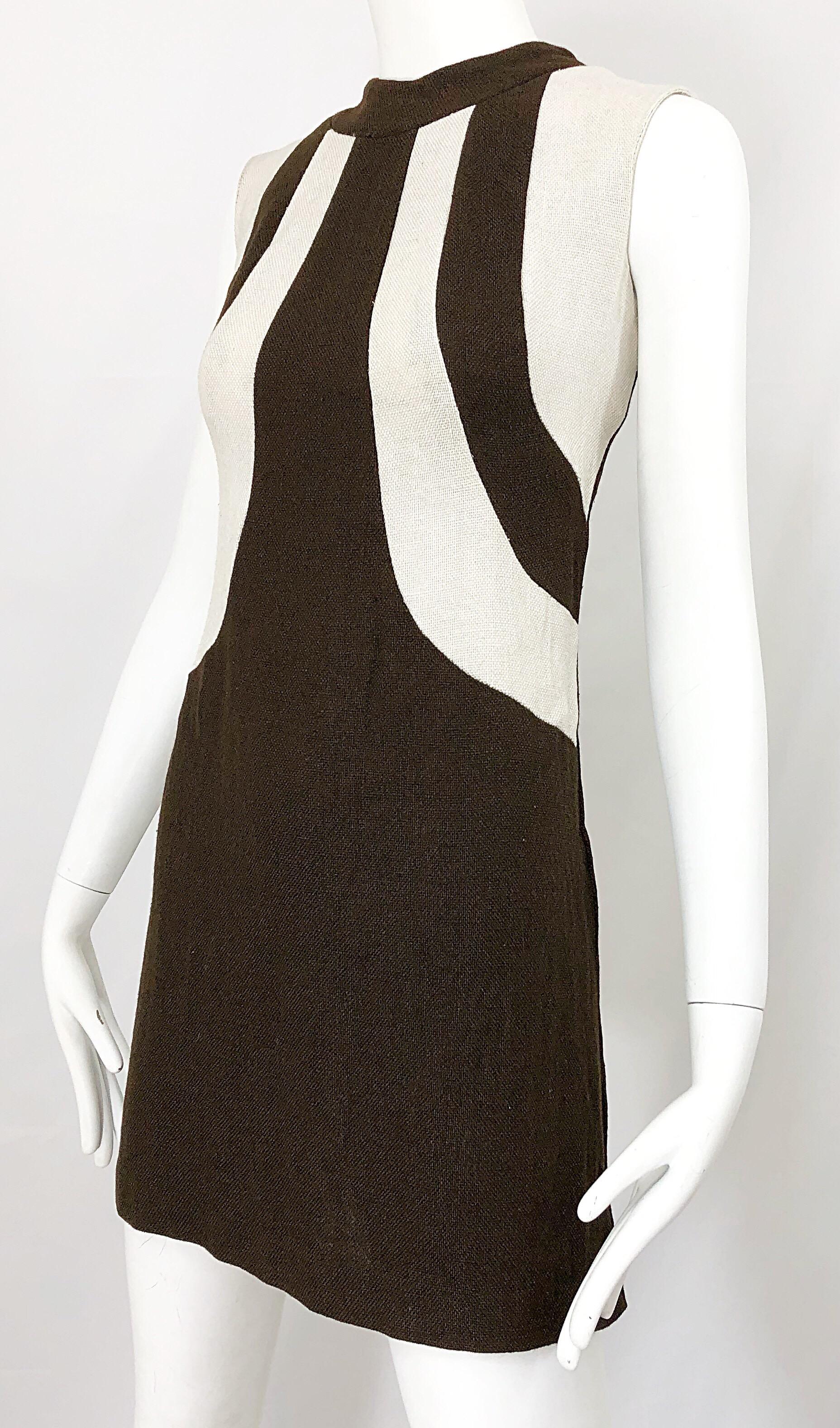 1960s Brown and Ivory Linen Space Age Vintage 60s Mod Mini Shift Dress 4