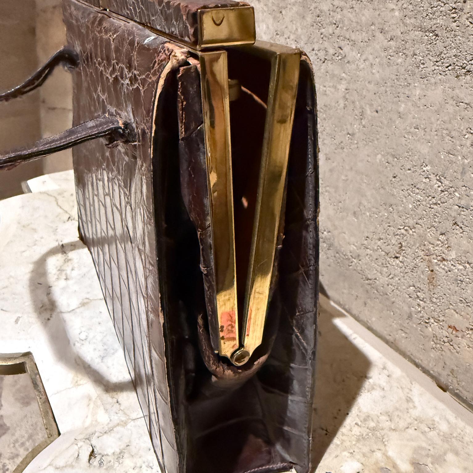 1960s Brown Crocodile Handbag Deauville For Sale 6