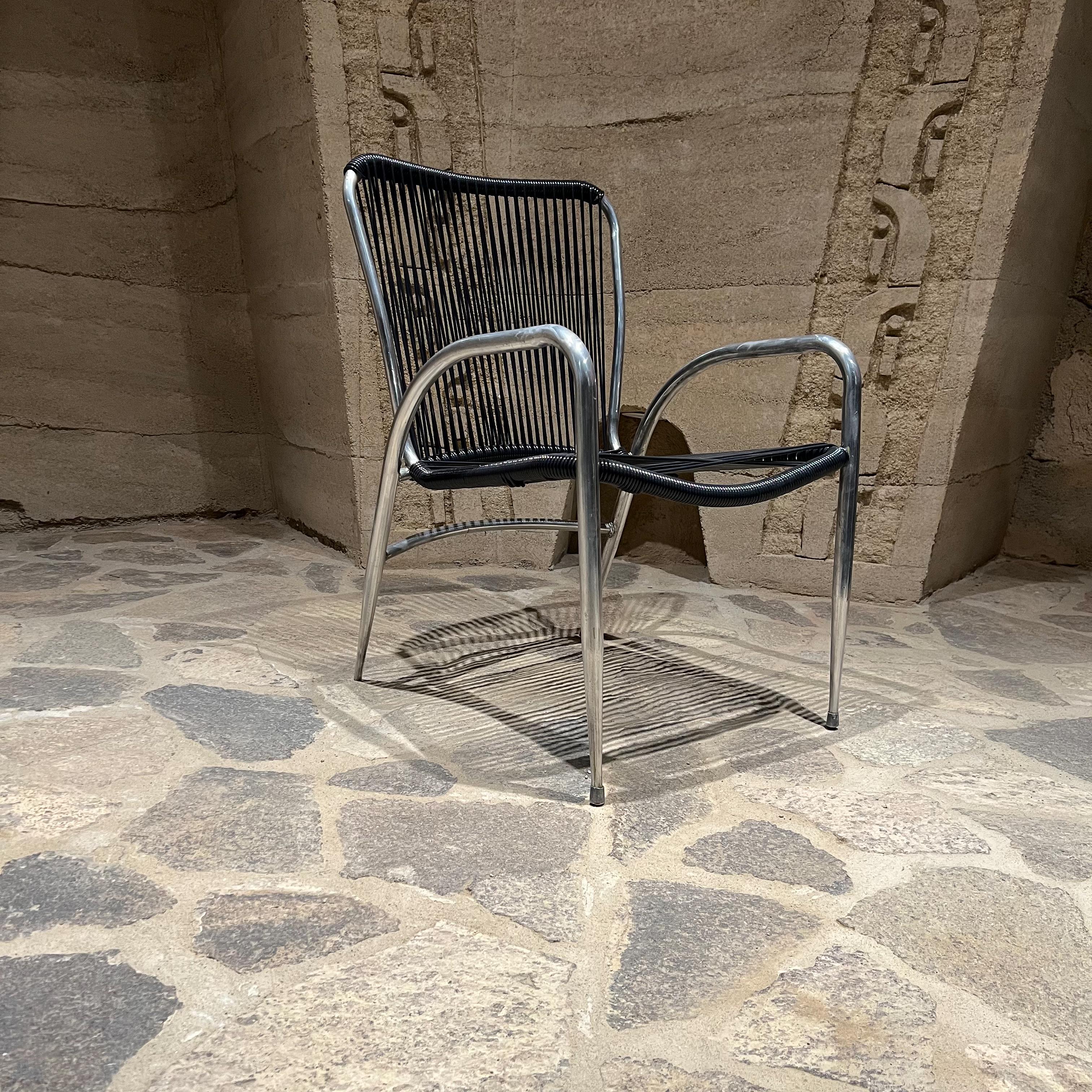 Mid-20th Century 1960s Brown Jordan Sculptural Patio Chairs in Aluminum & Black After Walter Lamb For Sale