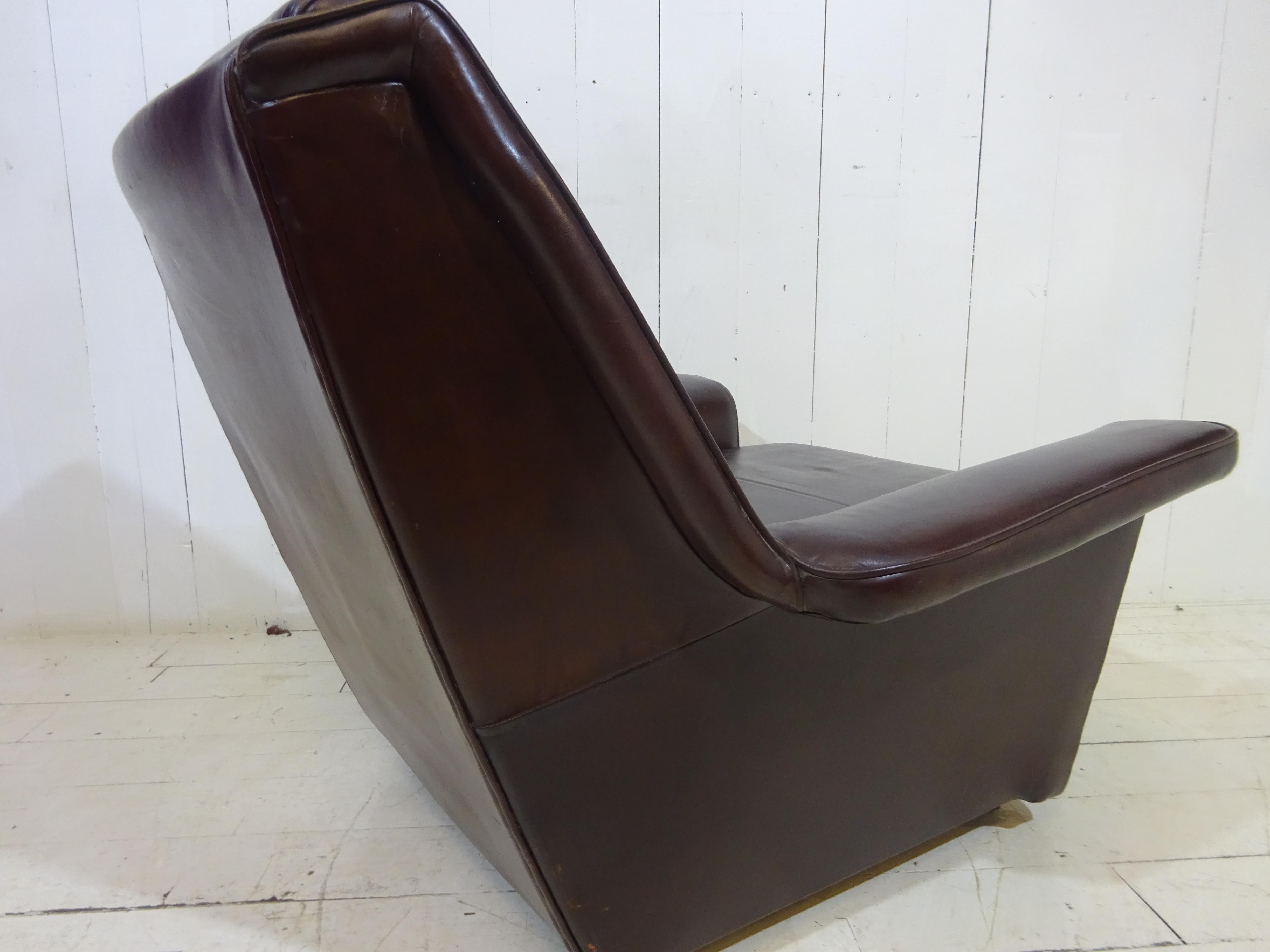 1960's Brown Leather Lounge Chairs 1