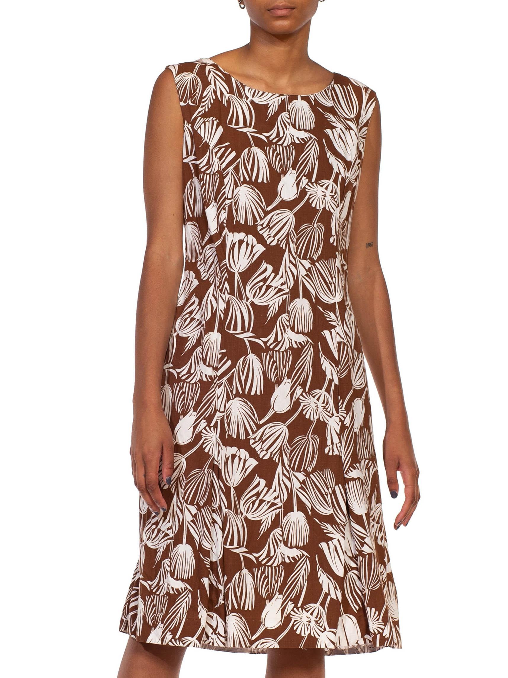 Women's 1960S Brown & White  Cotton Tulip Print Mod Day Dress For Sale