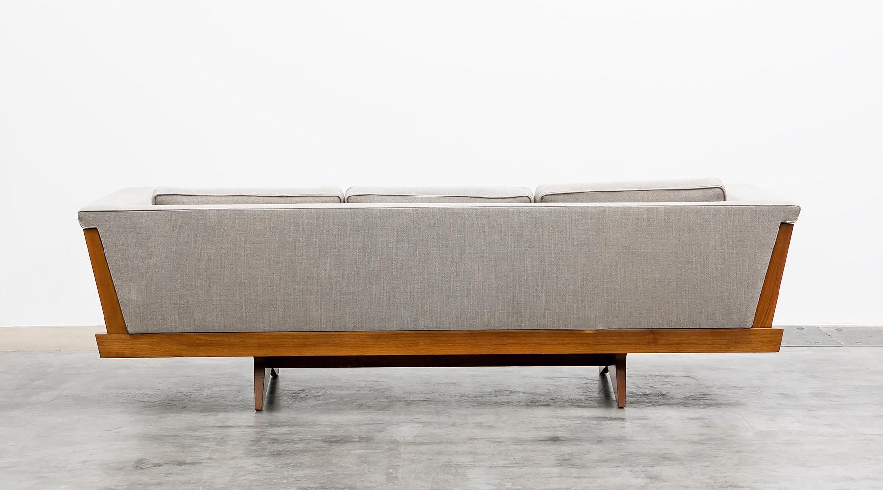 1960s Brown Wooden Sofa, New Upholstery by George Nakashima 'd' In Good Condition In Frankfurt, Hessen, DE
