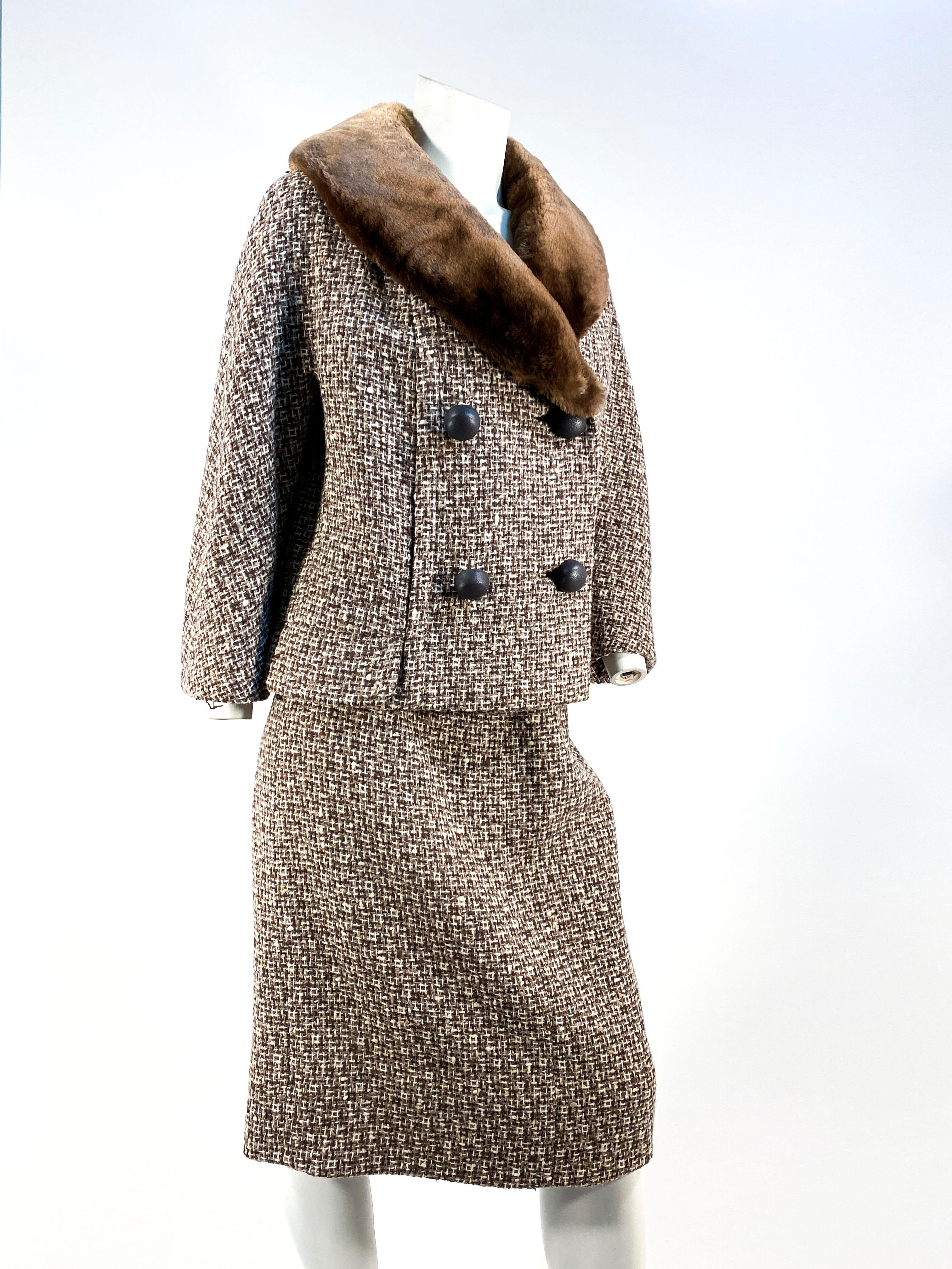 1960s Brown Wool Tweed Suit With Sheared Mink Collar In Good Condition In San Francisco, CA