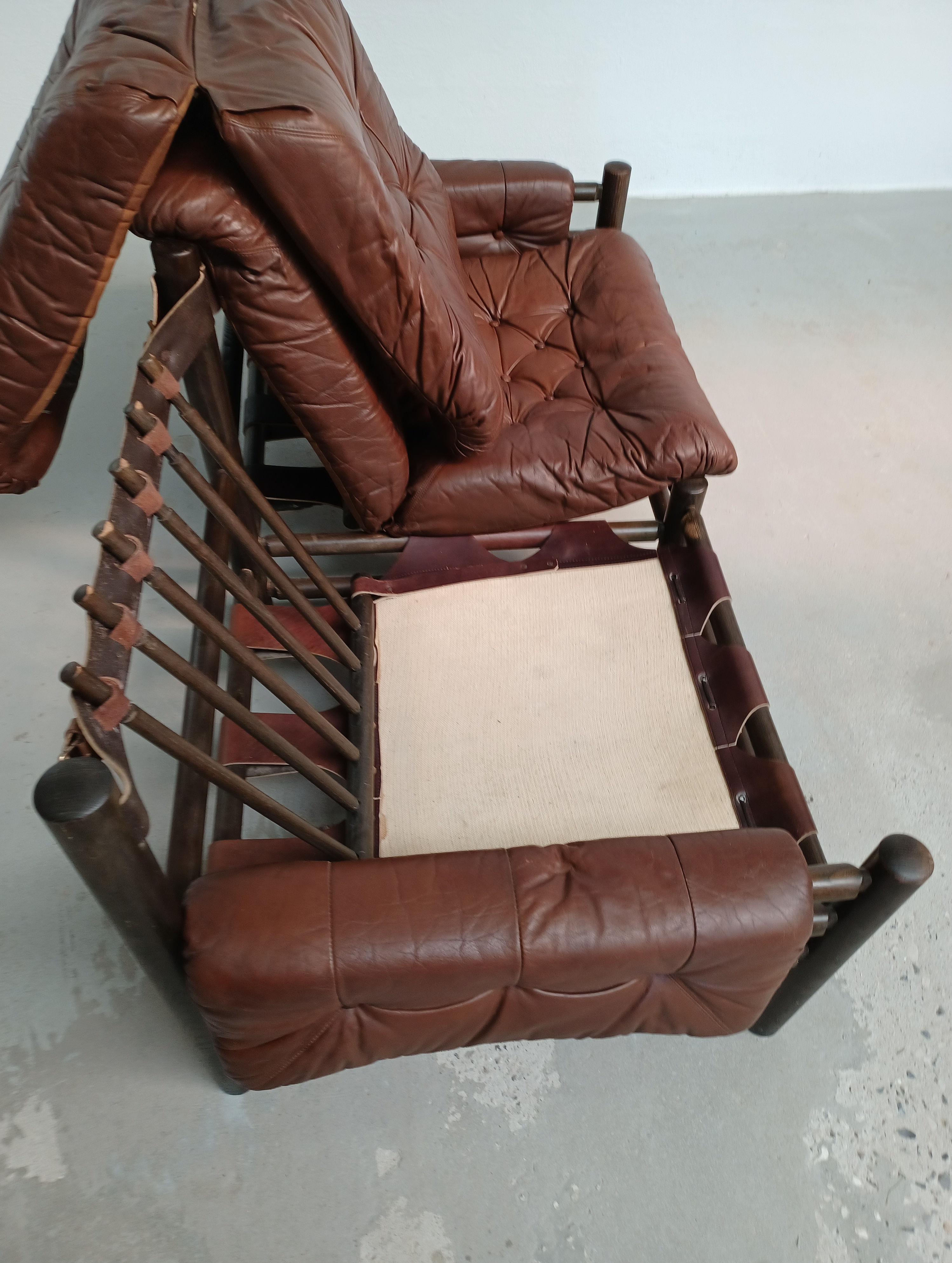 1960's Norwegian Bruksbo Safari Sofa in Wood and Leather For Sale 2