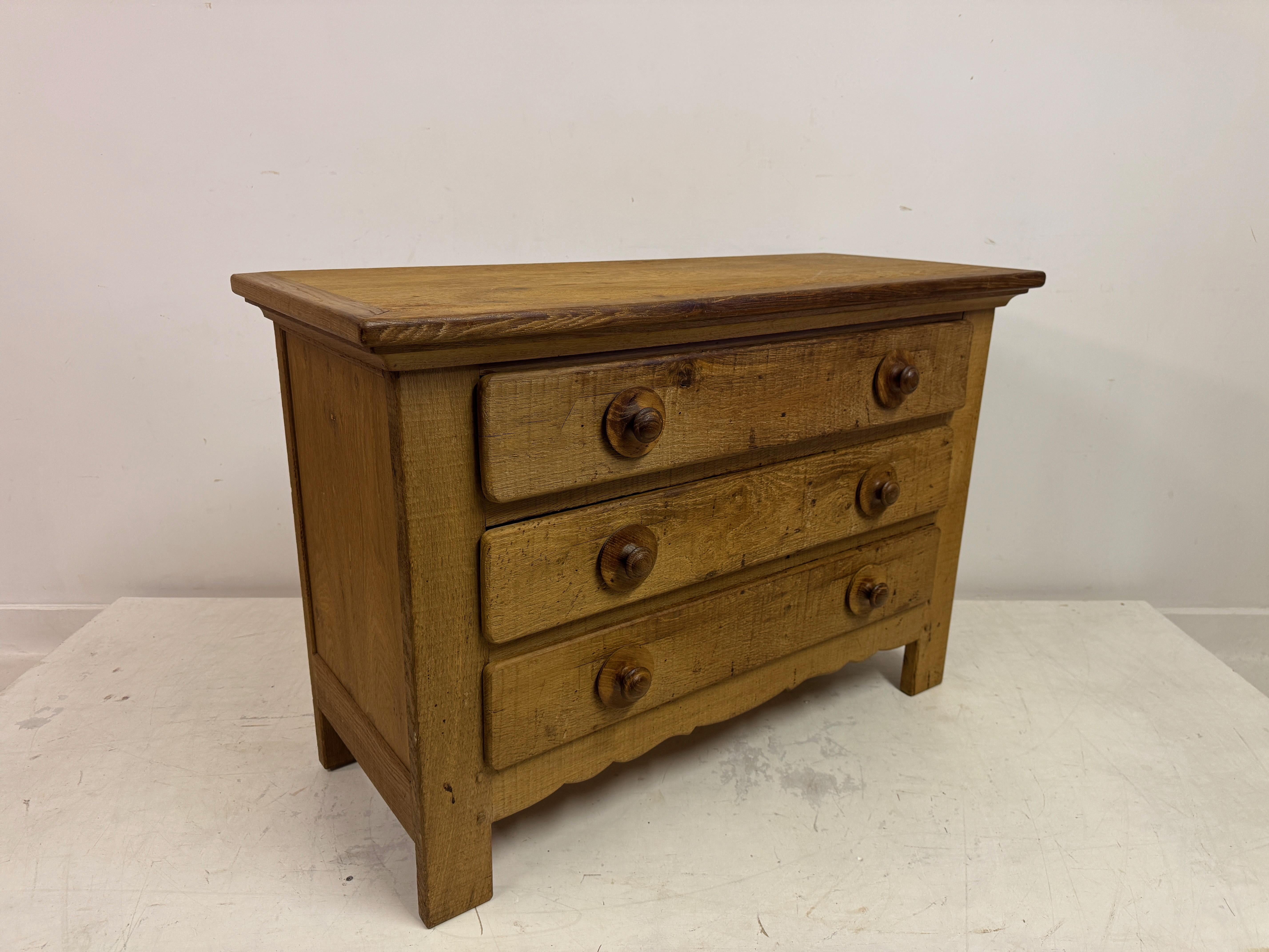 1960s Brutalist Oak Chest of Drawers For Sale 8