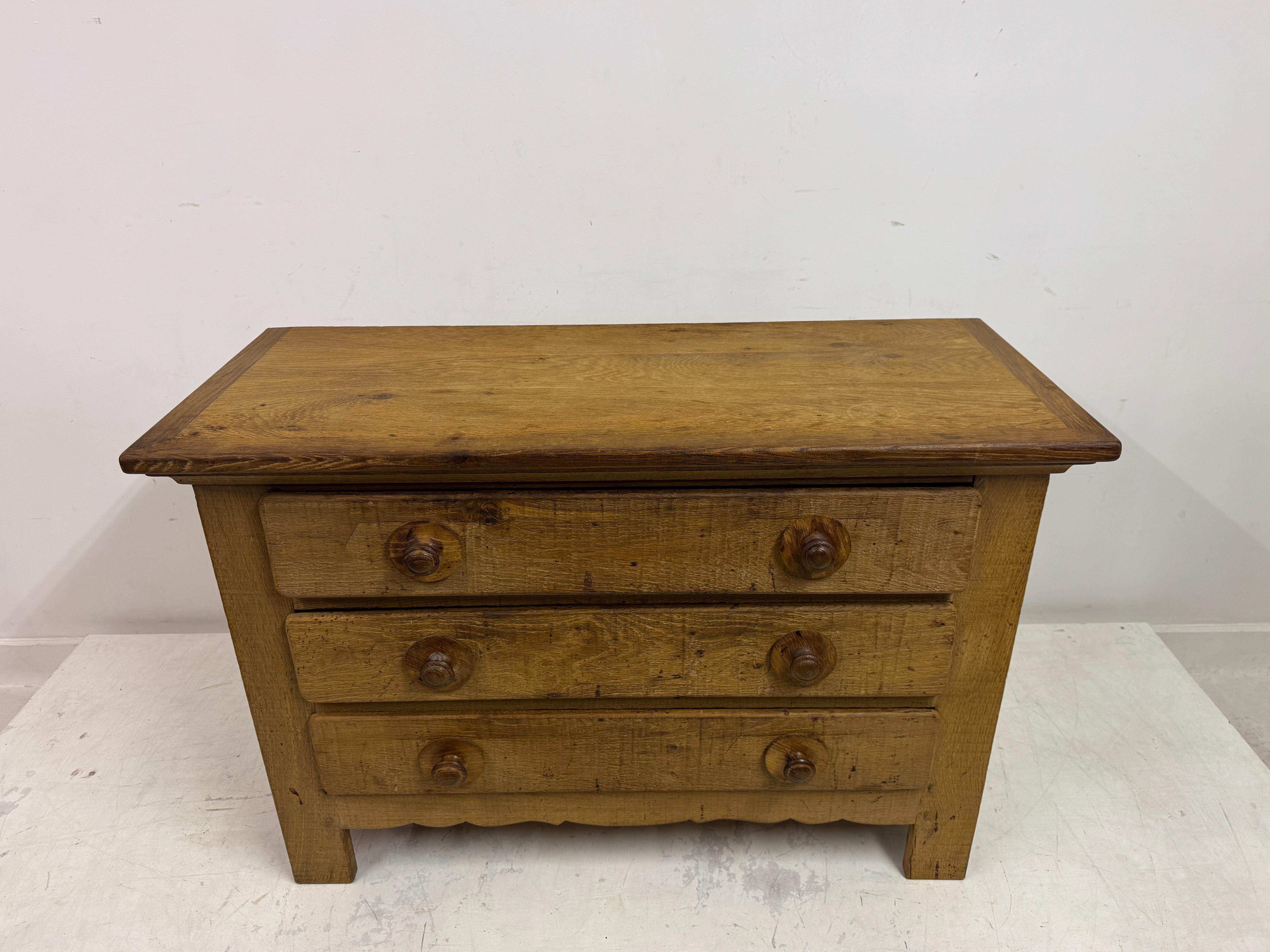 Belgian 1960s Brutalist Oak Chest of Drawers For Sale