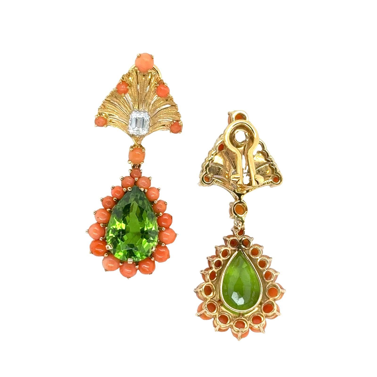 1960's Buccellati Diamond Coral & Peridot 18KYG Drop Vintage Earclip Earrings In Excellent Condition For Sale In Boca Raton, FL