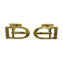 Vintage 1960s "Buckle" Cufflinks in 18 Karat Yellow Gold by Ugo Piccini Firenze