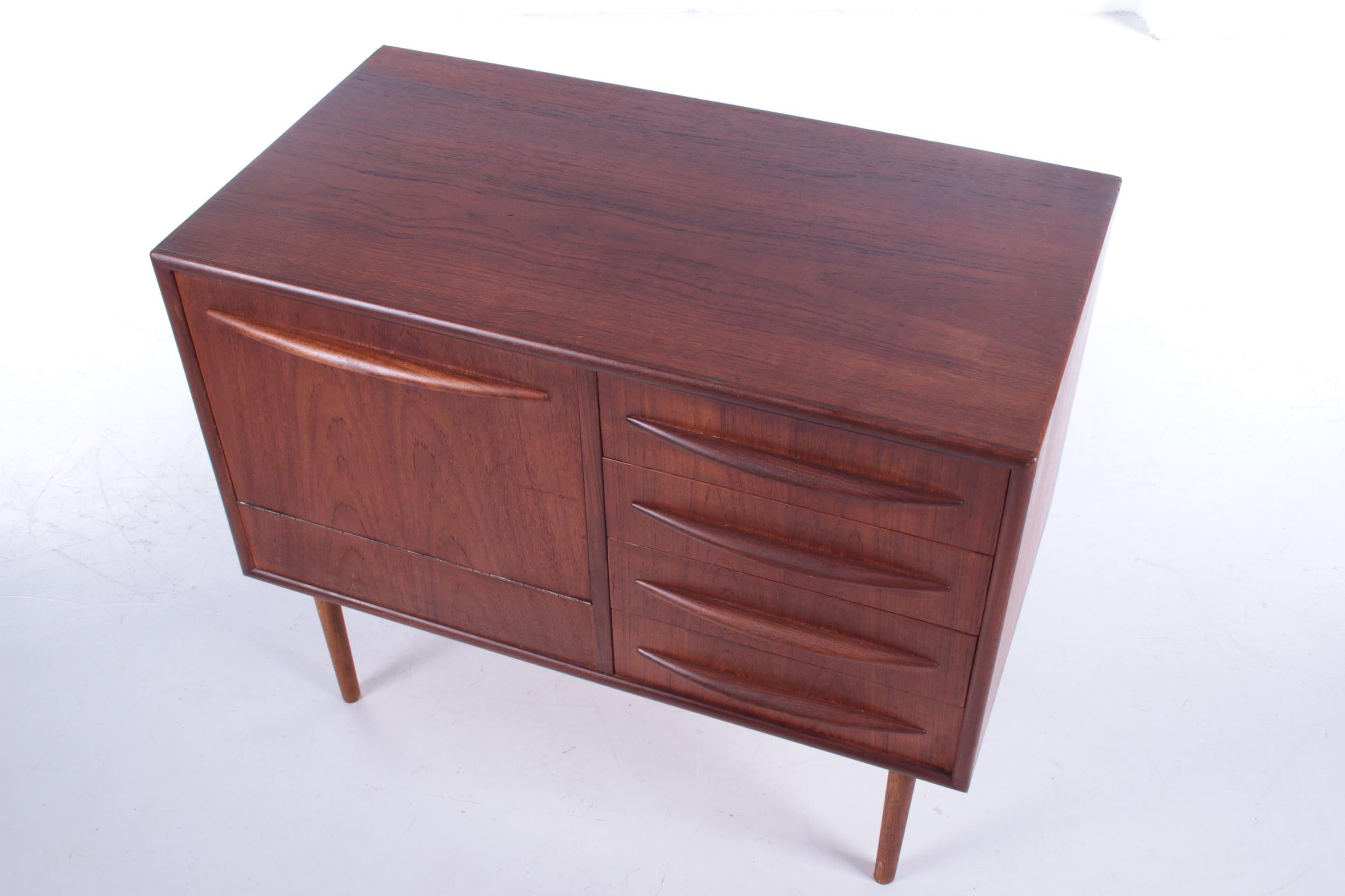 1960s Buffet or TV Cabinet with 4 Drawers in Teak Danish Design 9
