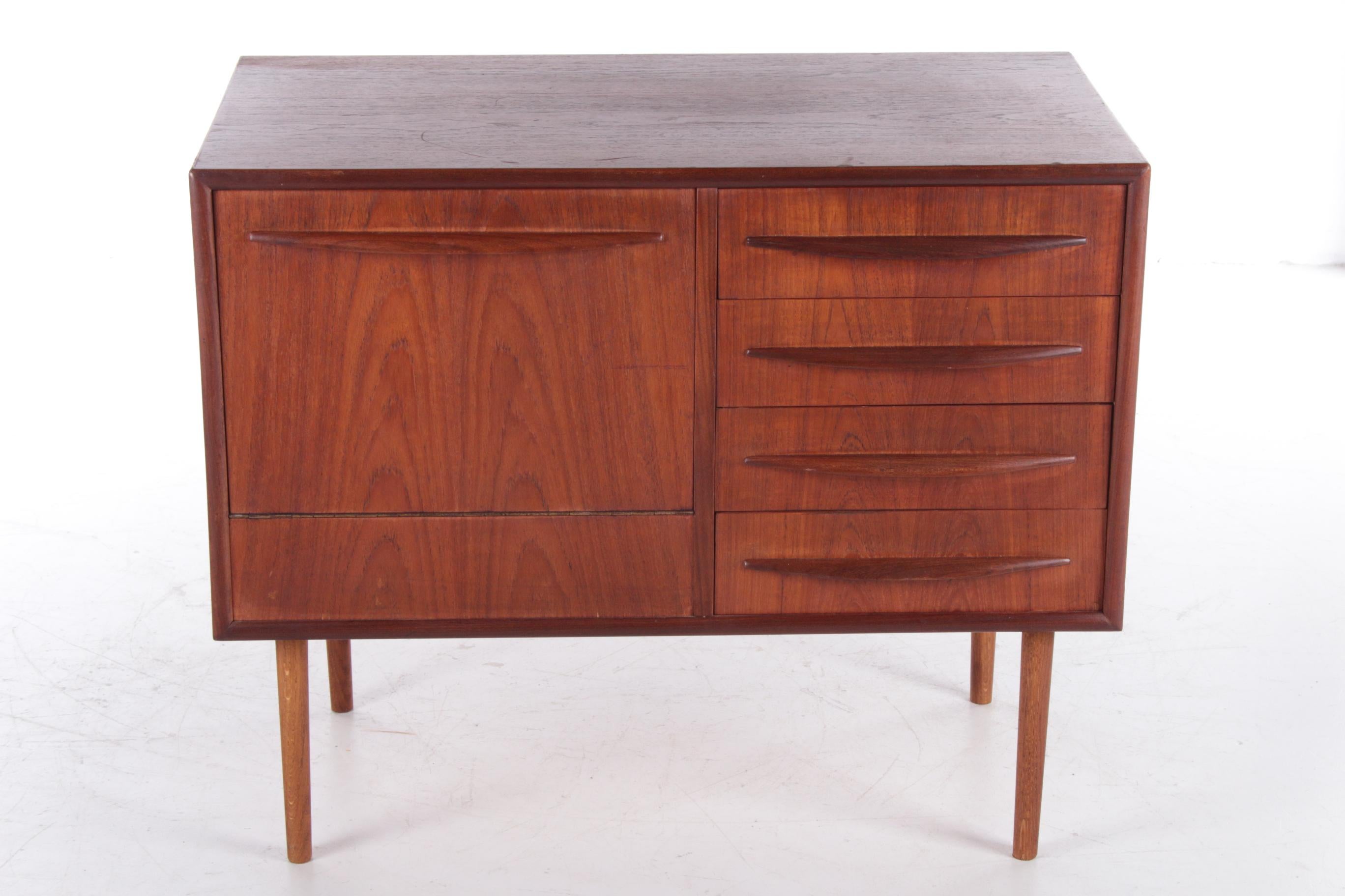 1960s Buffet or TV Cabinet with 4 Drawers in Teak Danish Design In Fair Condition In Oostrum-Venray, NL