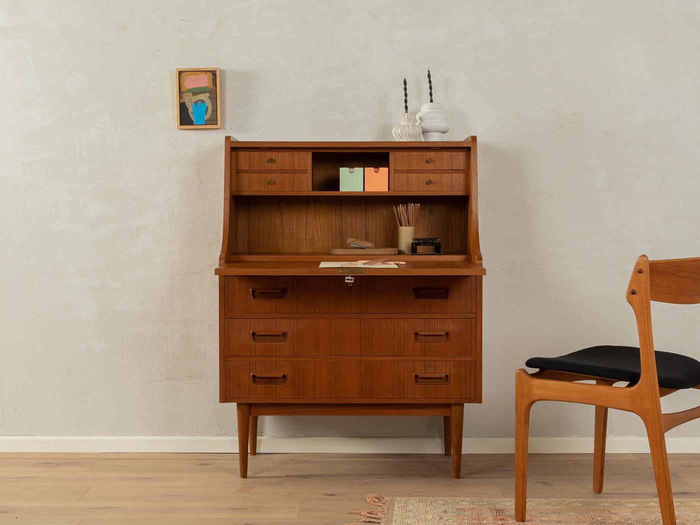 Mid-Century Modern 1960s Bureau, Gunnar Nielsen