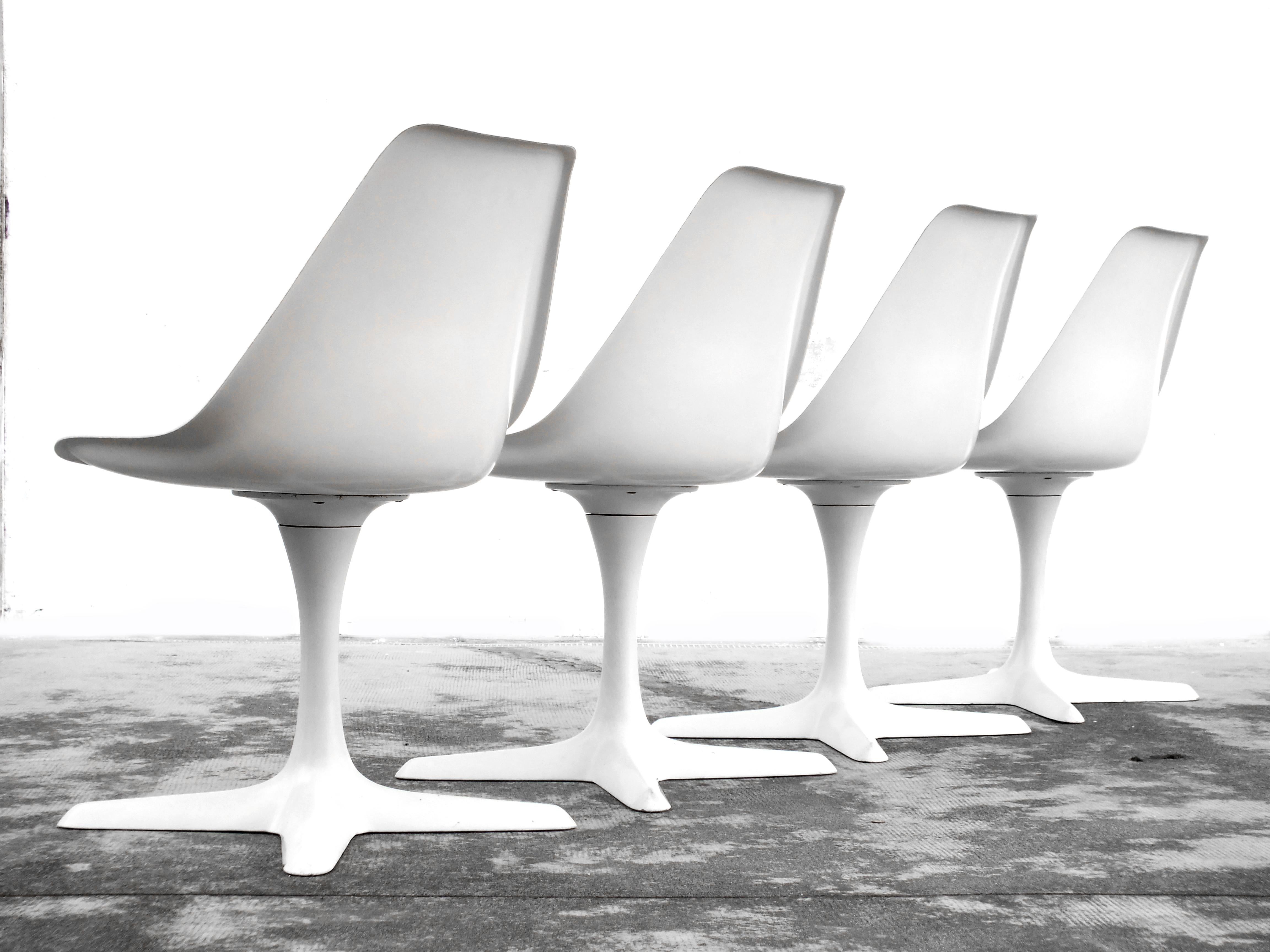 Ère spatiale Années 1960 Maurice Design/One pour Arkana British Prod Chaises, ensemble de 4 en vente