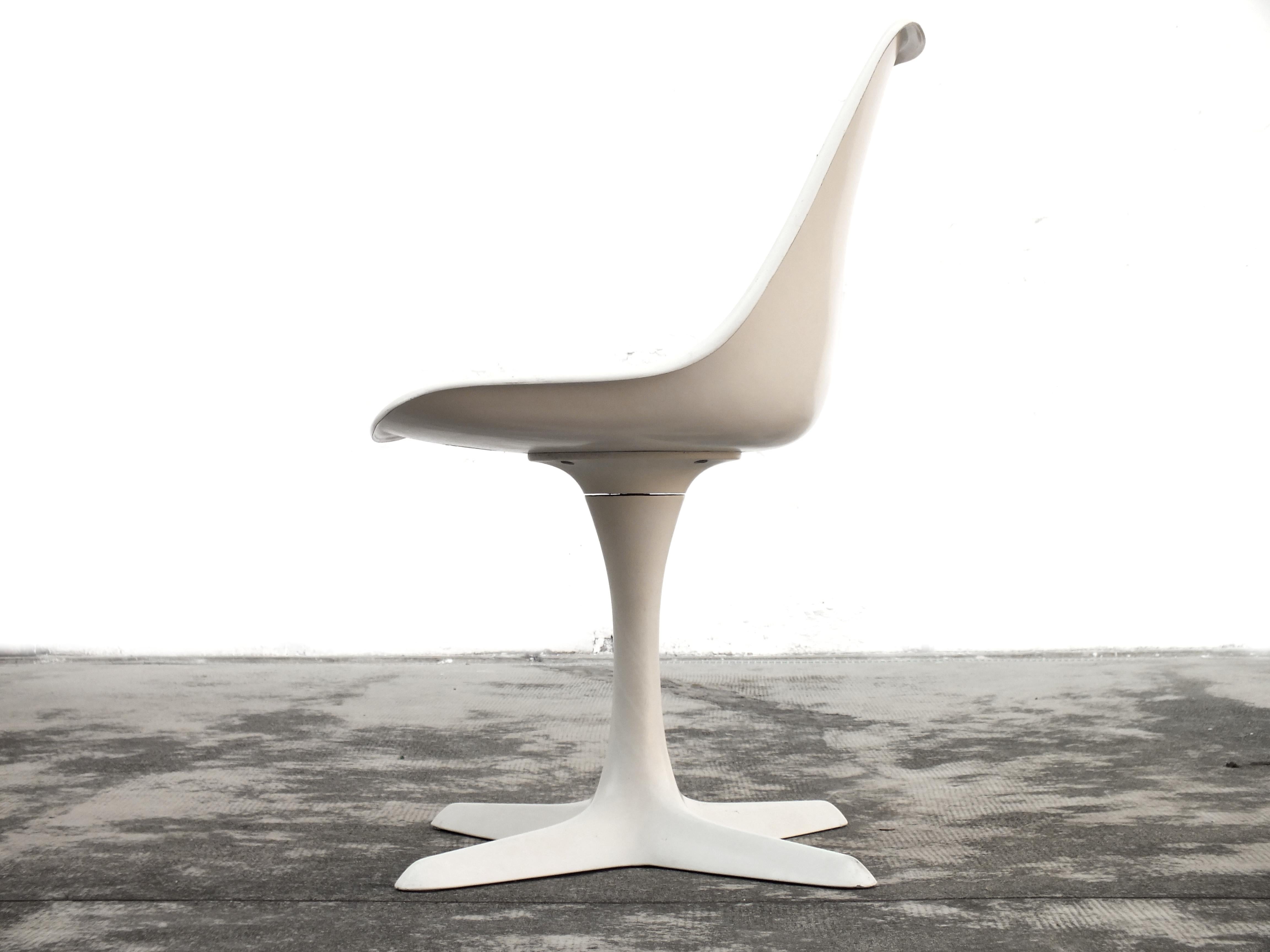 Set von 4 Burke Maurice Design Years für Arkana British Prod-Stühle, 1960er Jahre (Kunststoff) im Angebot