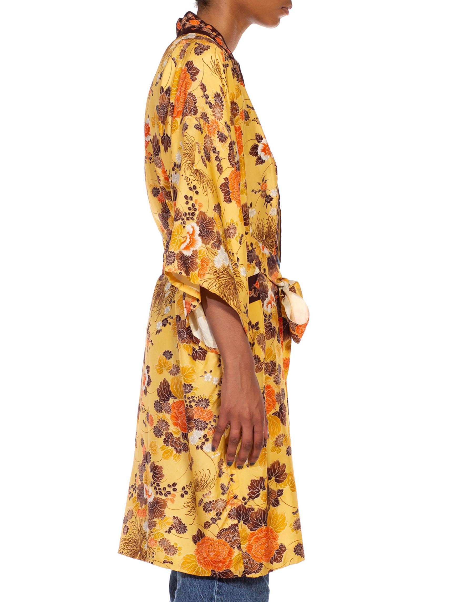 Women's 1960S Butter Yellow & Brown Floral Silk Kimono For Sale