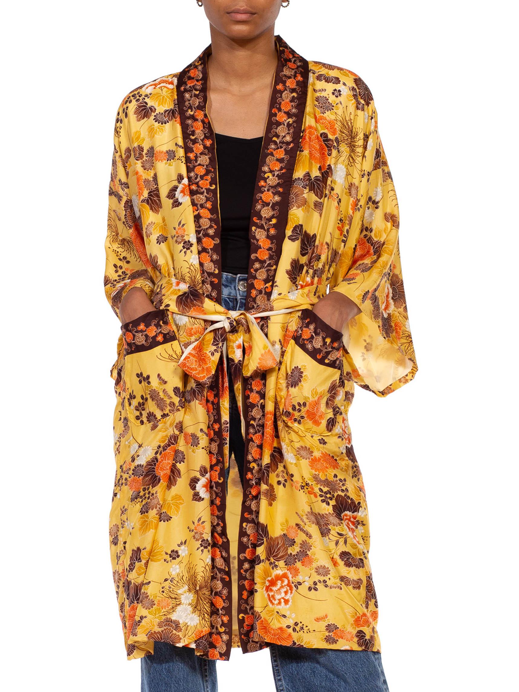 1960S Butter Yellow & Brown Floral Silk Kimono For Sale 3