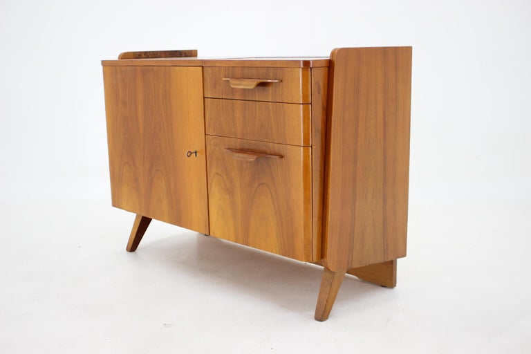 Veneer 1960s Cabinet by Tatra, Czechoslovakia For Sale