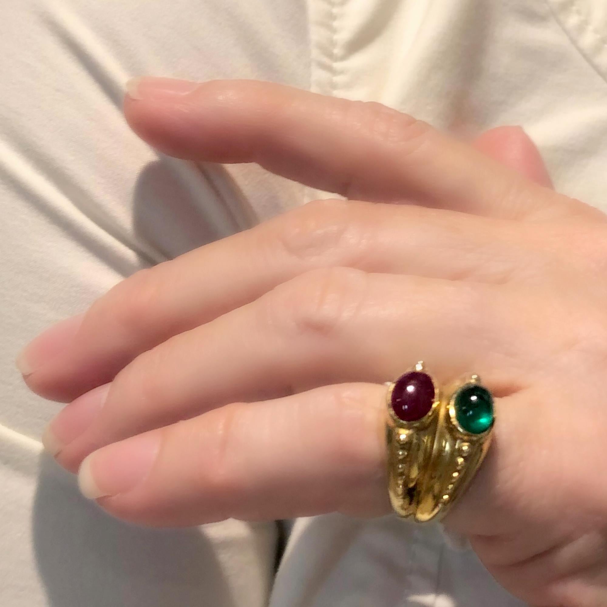1960s Cabochon Emerald & Ruby Double Band Ring 4
