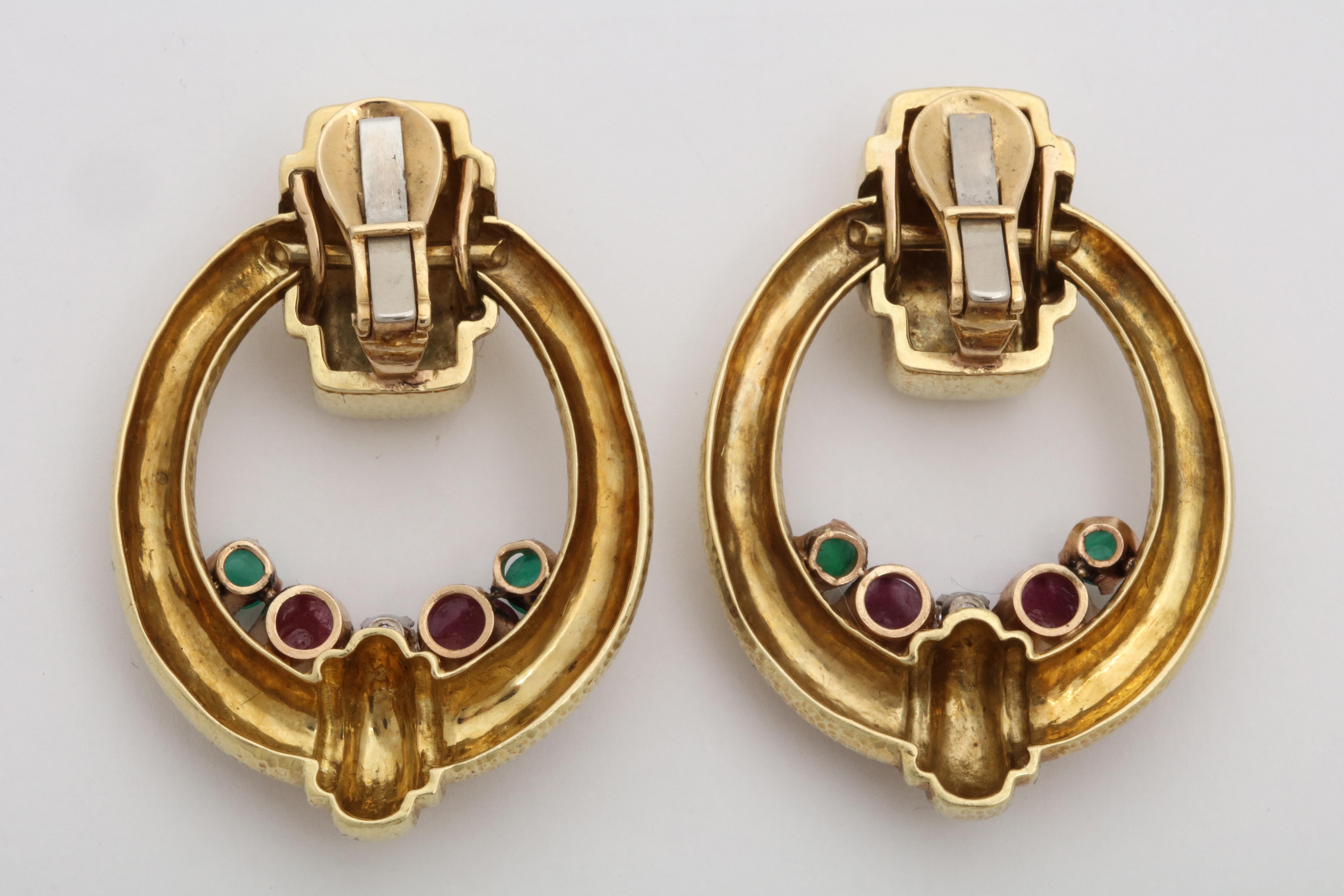 Women's 1960s Cabochon Ruby, Emerald and Diamond Hand Hammered Gold Doorknocker Earclips For Sale