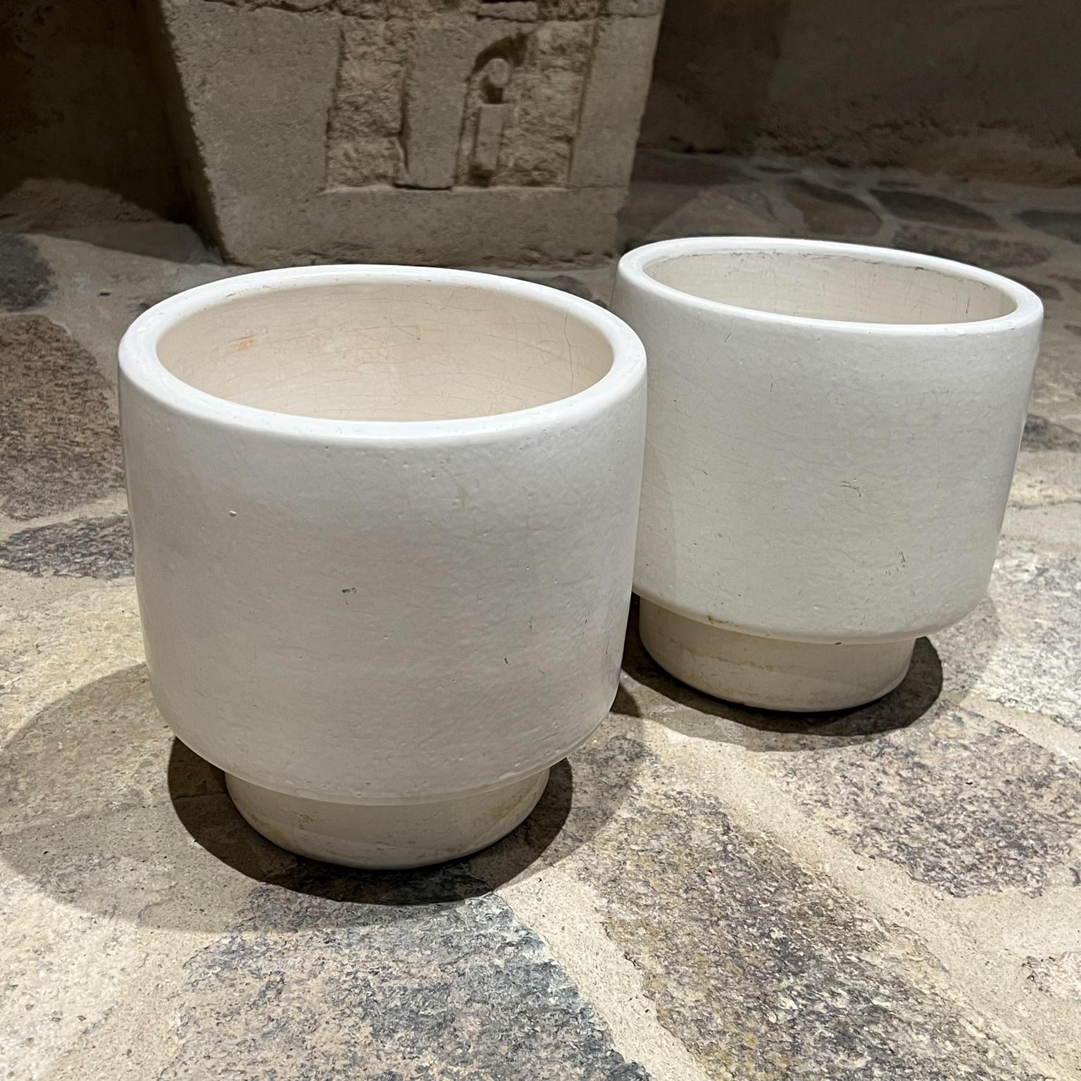Mid-20th Century 1960s Architectural Pottery White Planter Pots Footed Style of Lagardo Tackett