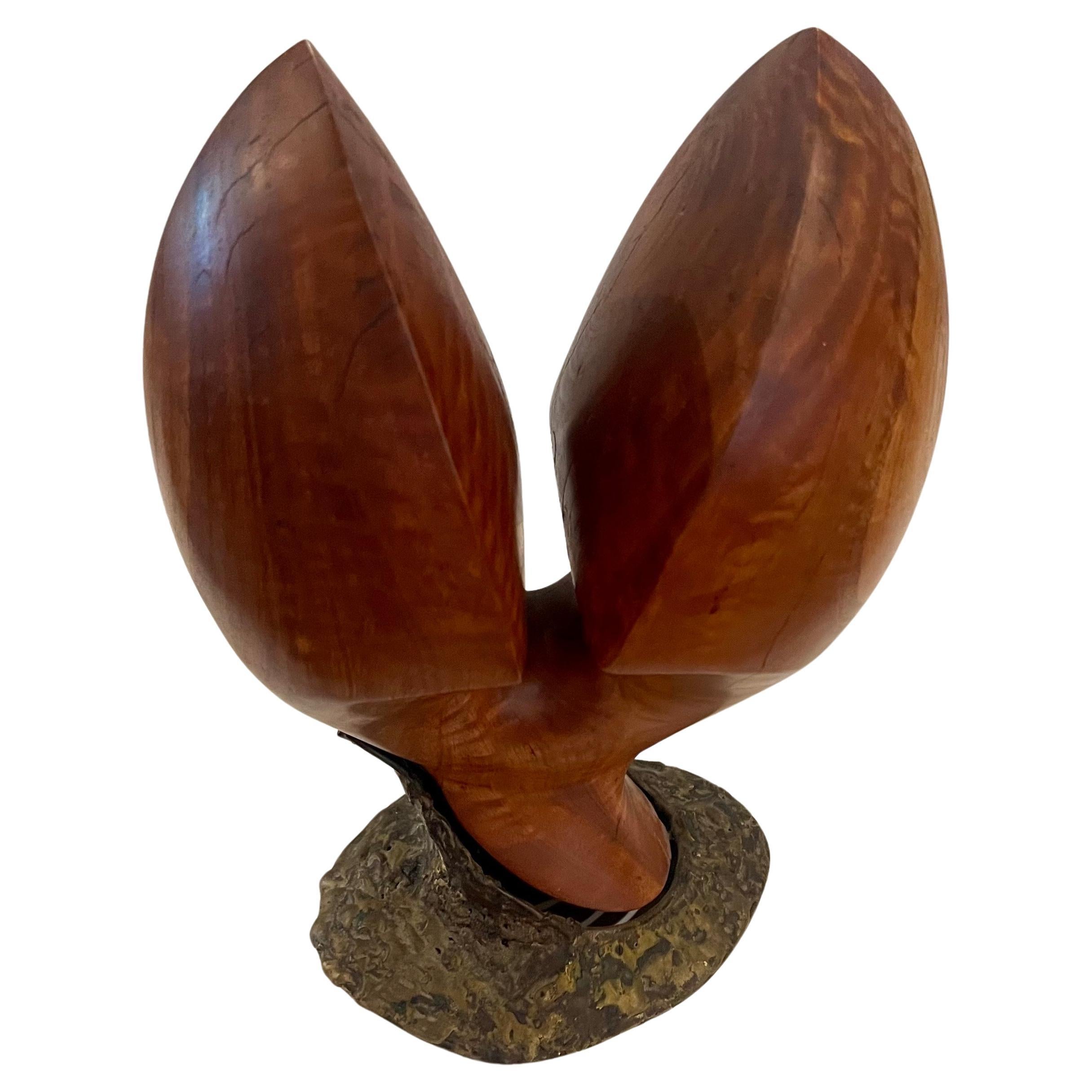 Bronzo Scultura astratta in legno di noce e bronzo del 1960, California Design Mid Century in vendita