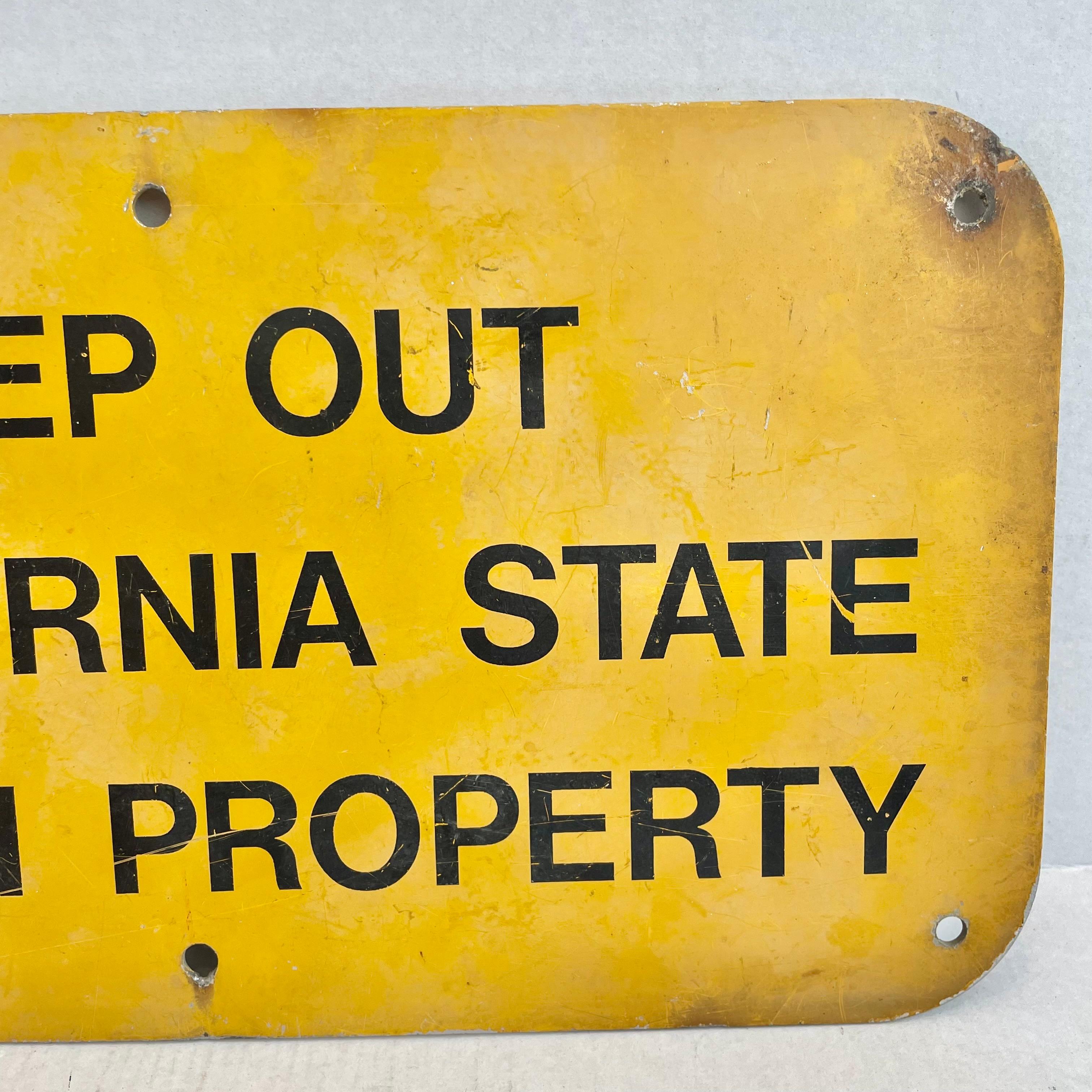 Milieu du XXe siècle Panneau de prison californienne des années 1960 en vente