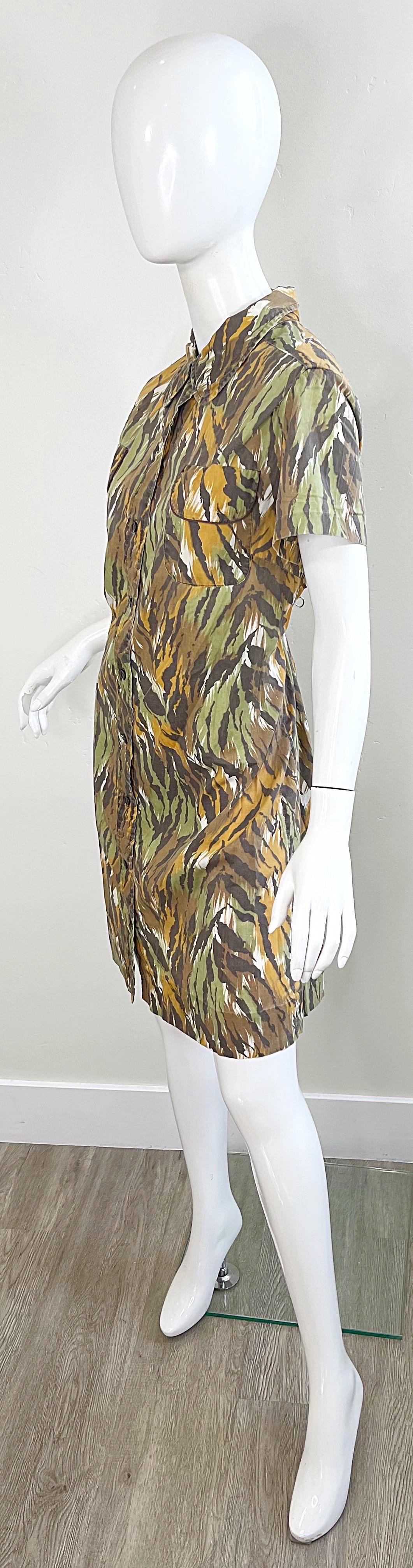 1960er Camouflage Großformatiges Vintage 60er Kurzarm-Shiftkleid aus Baumwolle mit kurzen Ärmeln im Angebot 7