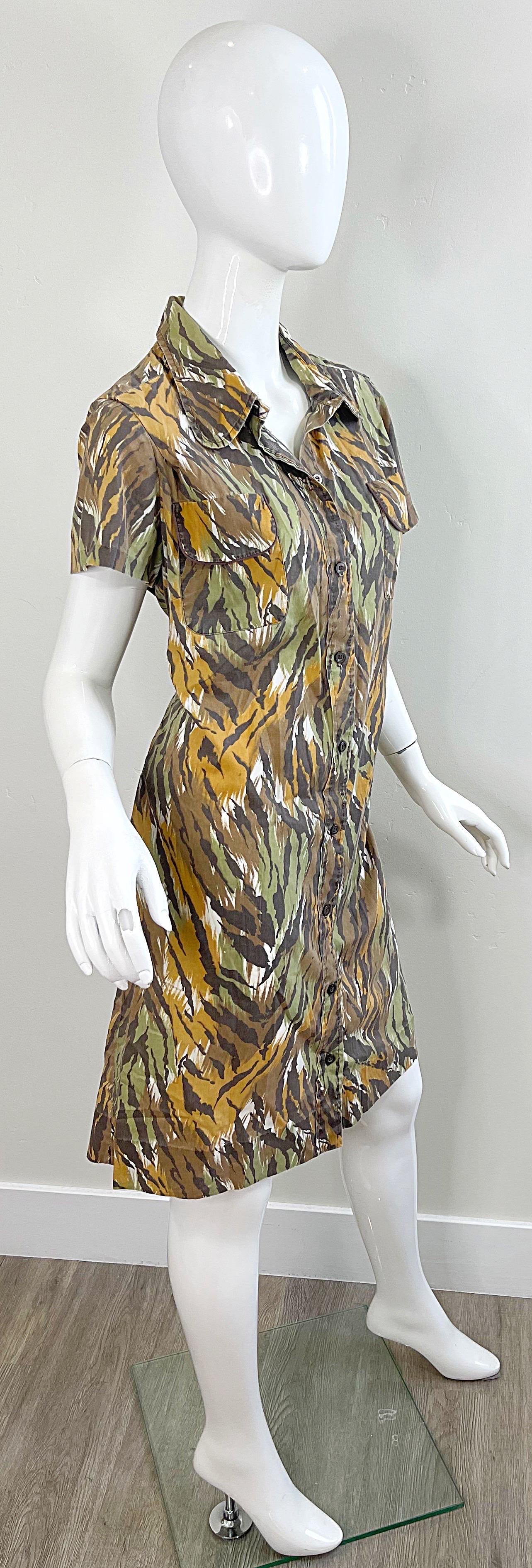 1960er Camouflage Großformatiges Vintage 60er Kurzarm-Shiftkleid aus Baumwolle mit kurzen Ärmeln im Angebot 4