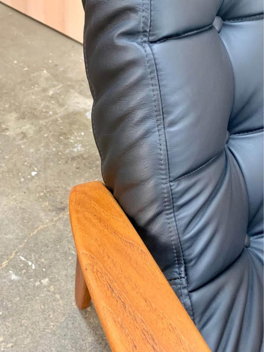 1960s Canadian Teak and Leather Scoop Lounge Chair and Ottoman 1
