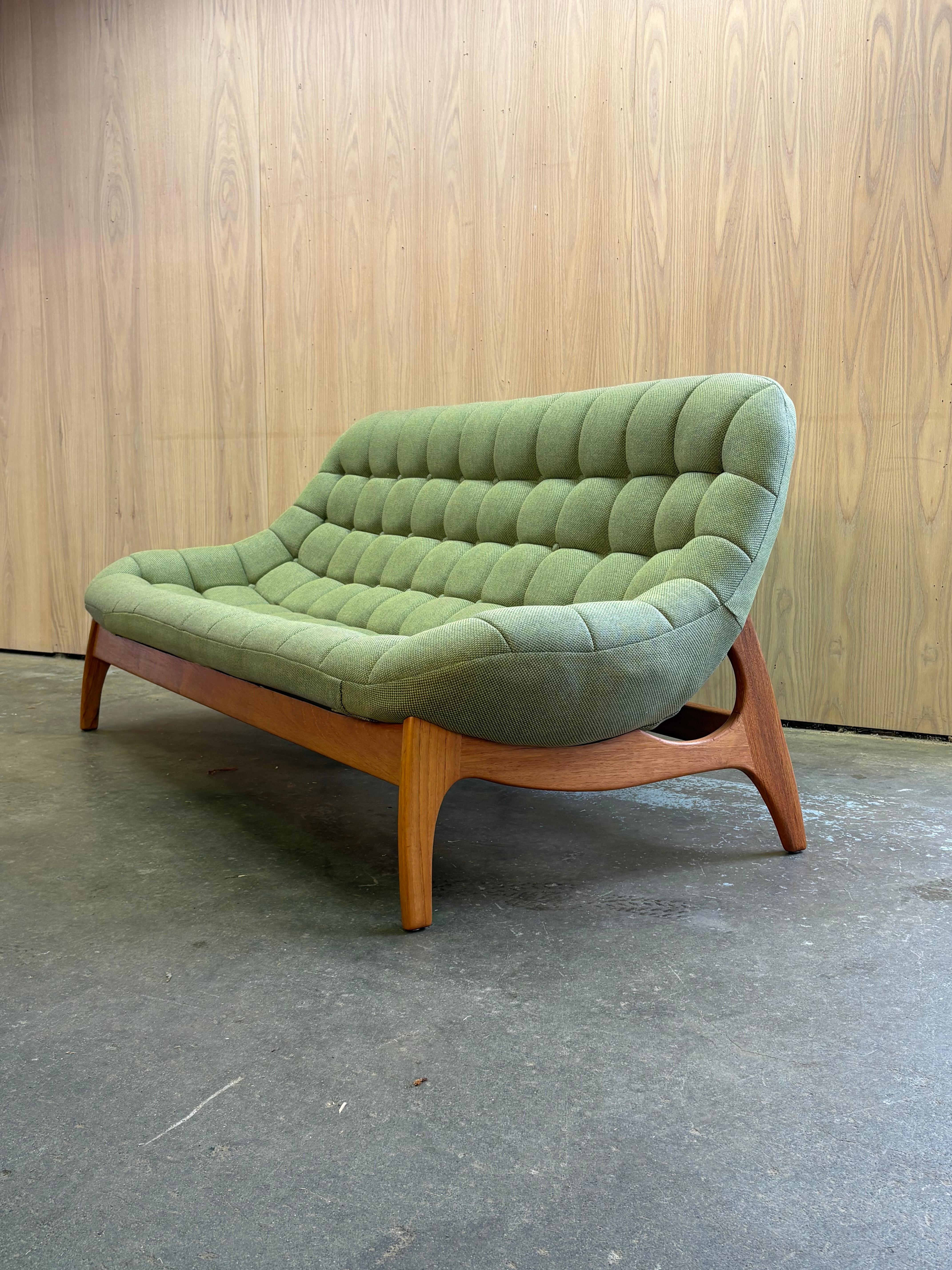 Mid-Century Modern 1960s Canadian Teak “Scoop” Sofa by R Huber For Sale