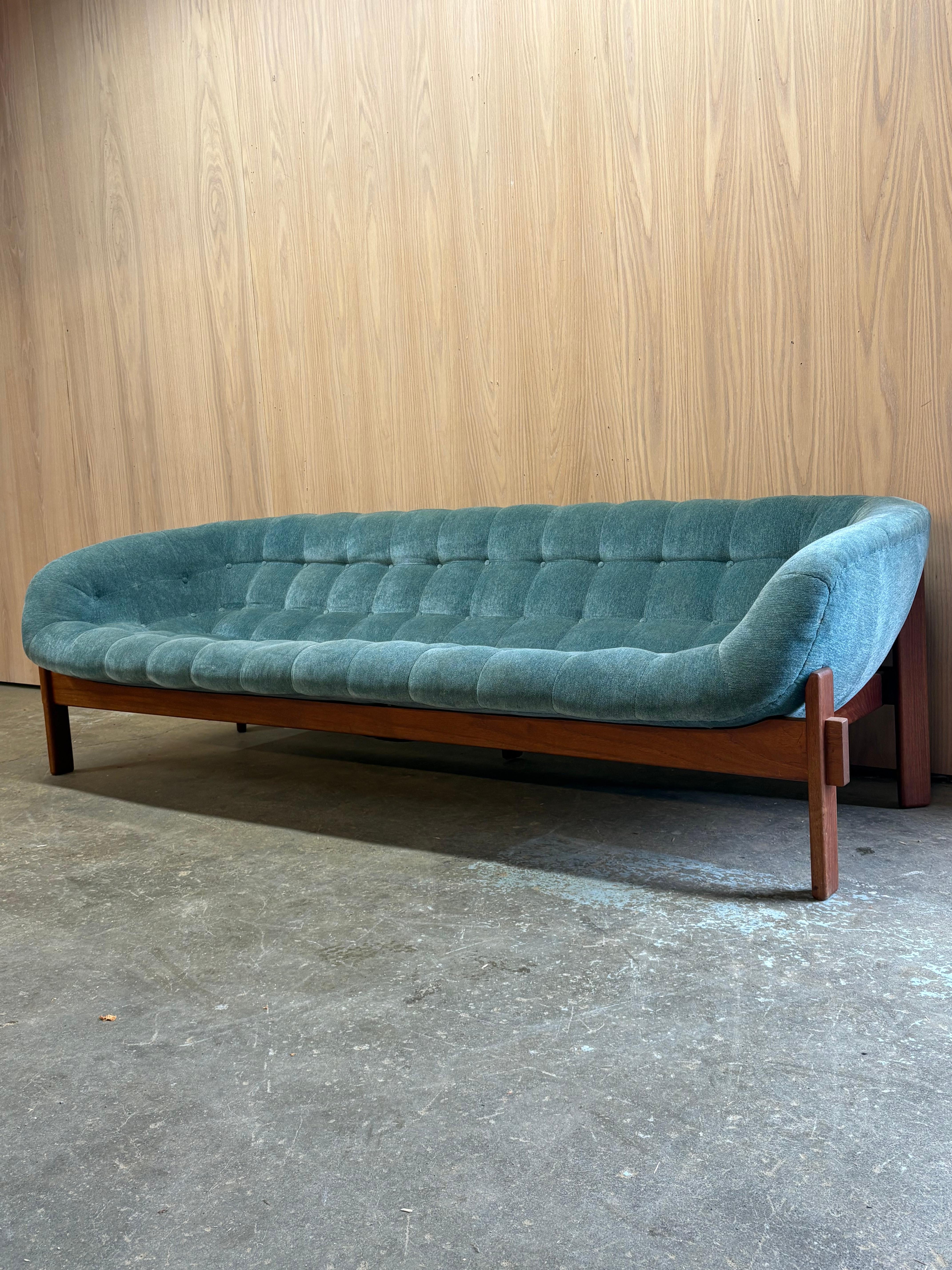 Mid-Century Modern 1960s Canadian Teak Tub Sofa by R Huber